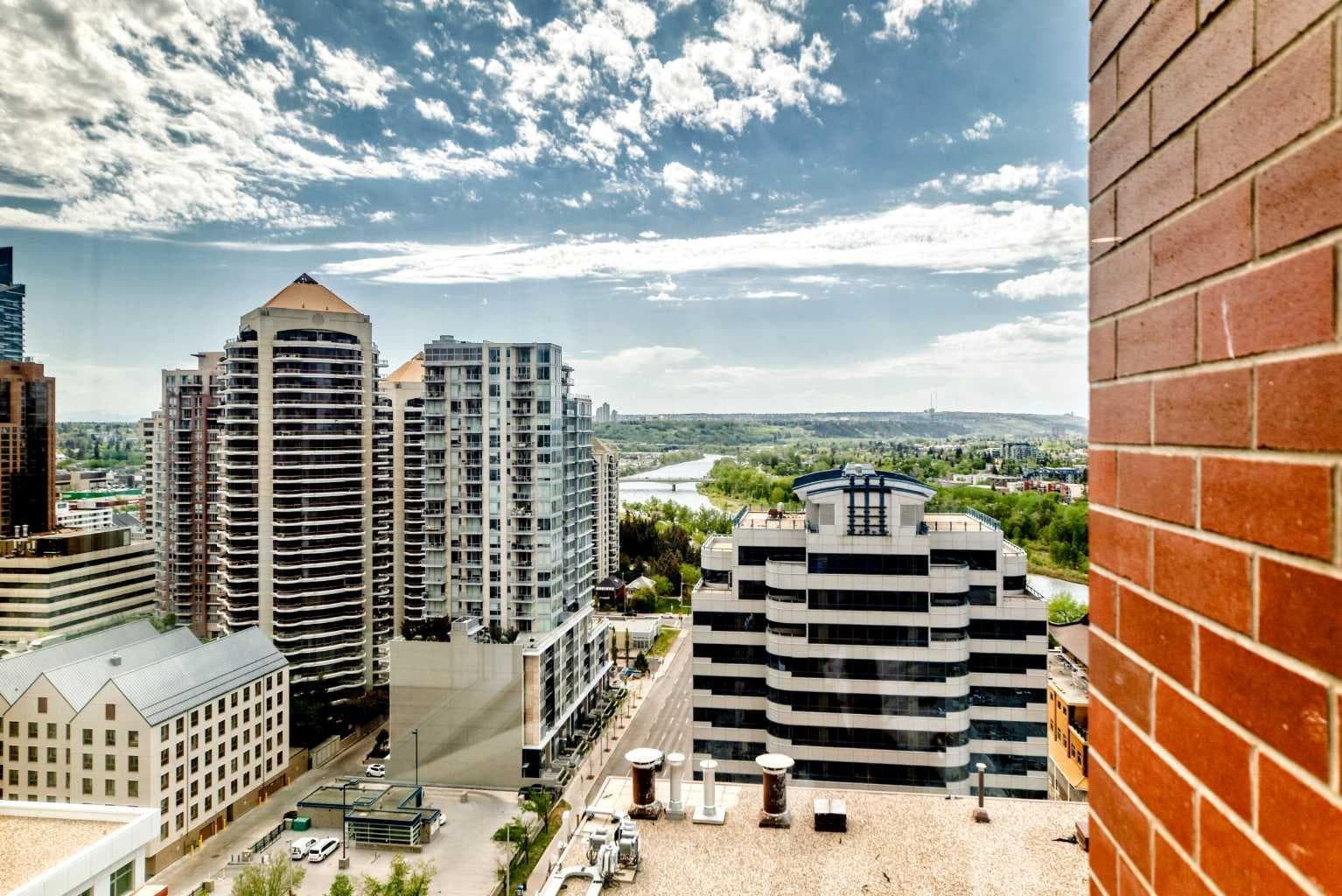 2101, 920 5 Avenue SW
