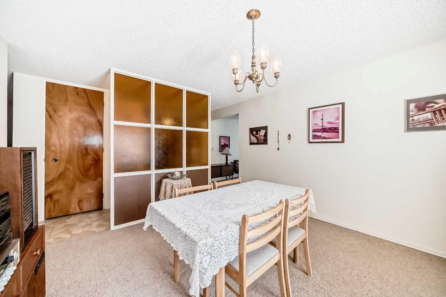8 Varsdale Place NW