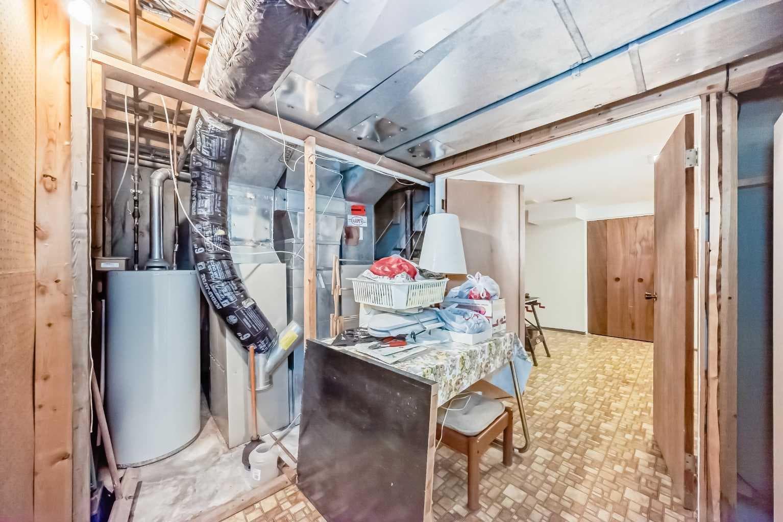 8 Varsdale Place NW