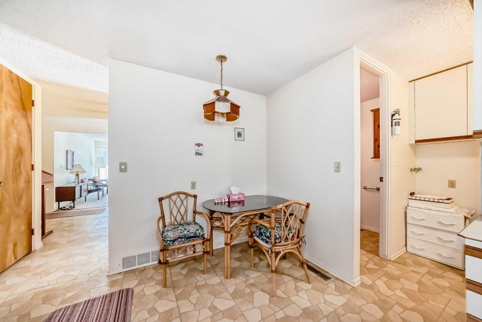 8 Varsdale Place NW