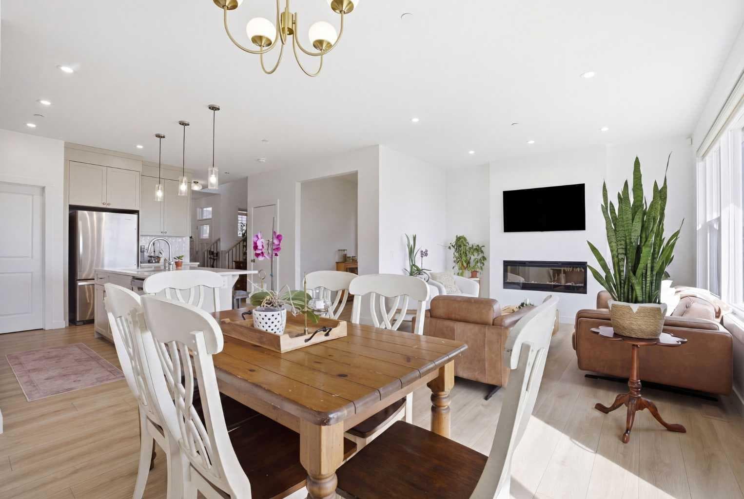 360 Calhoun Common NE