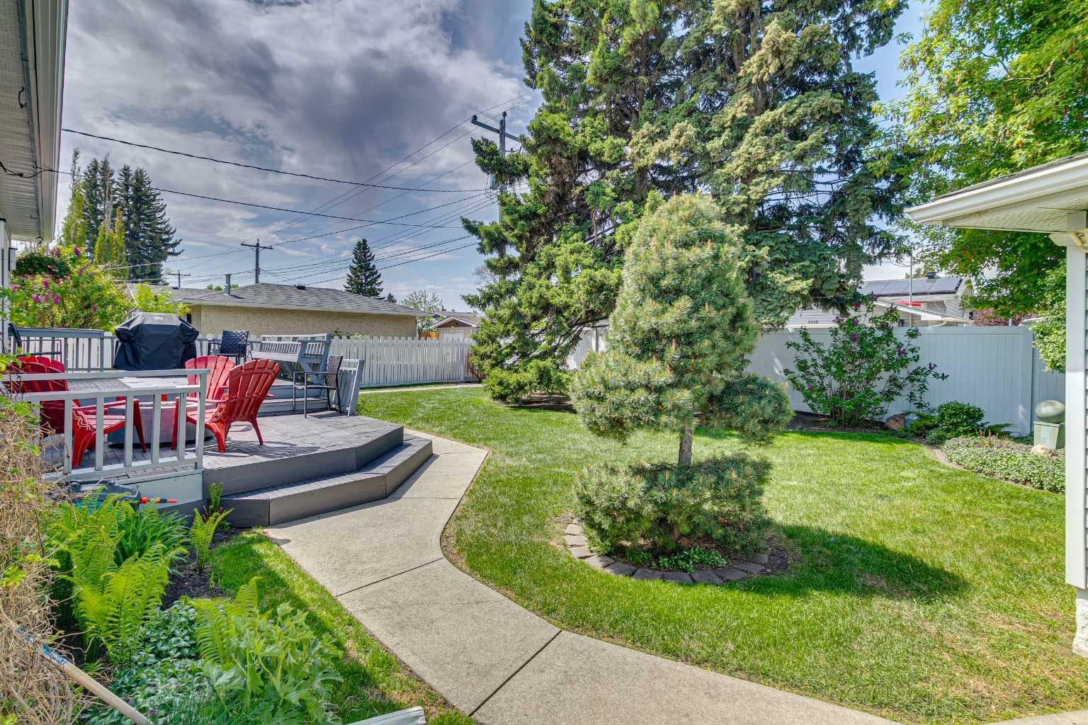 748 Archwood Road SE