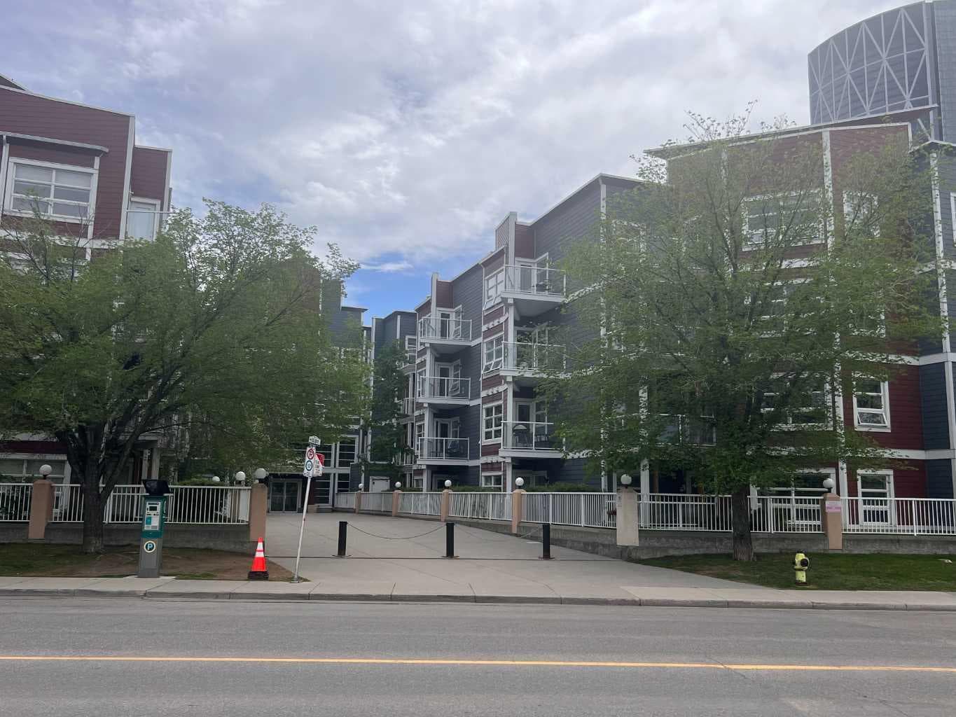 319, 333 Riverfront Avenue SE