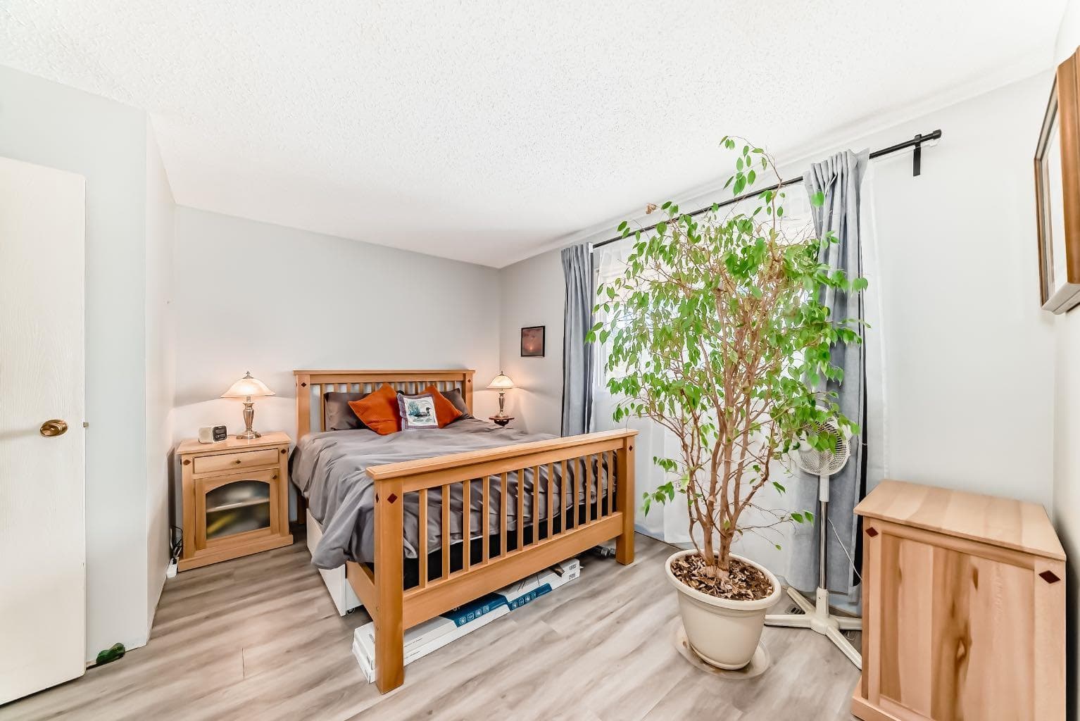 409, 2520 Palliser Drive SW