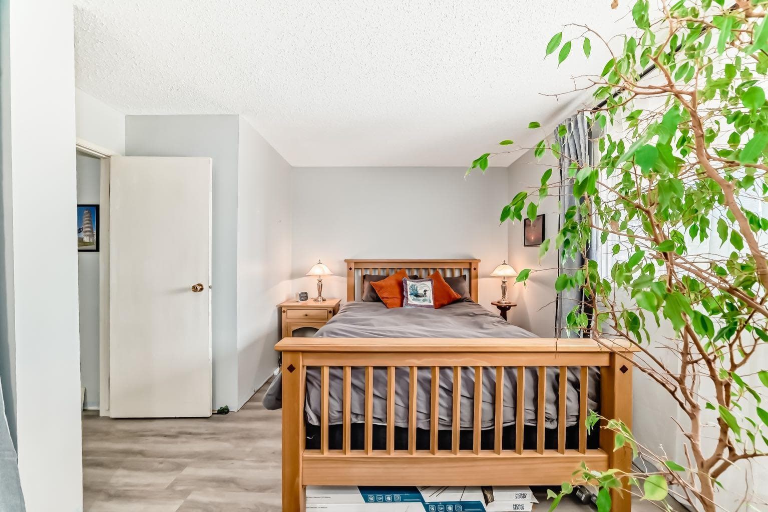 409, 2520 Palliser Drive SW