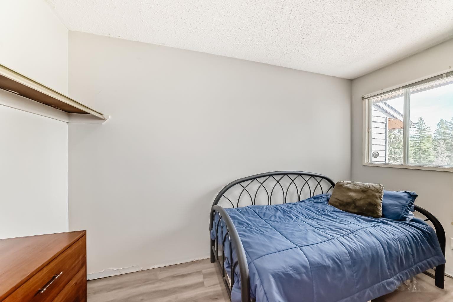 409, 2520 Palliser Drive SW