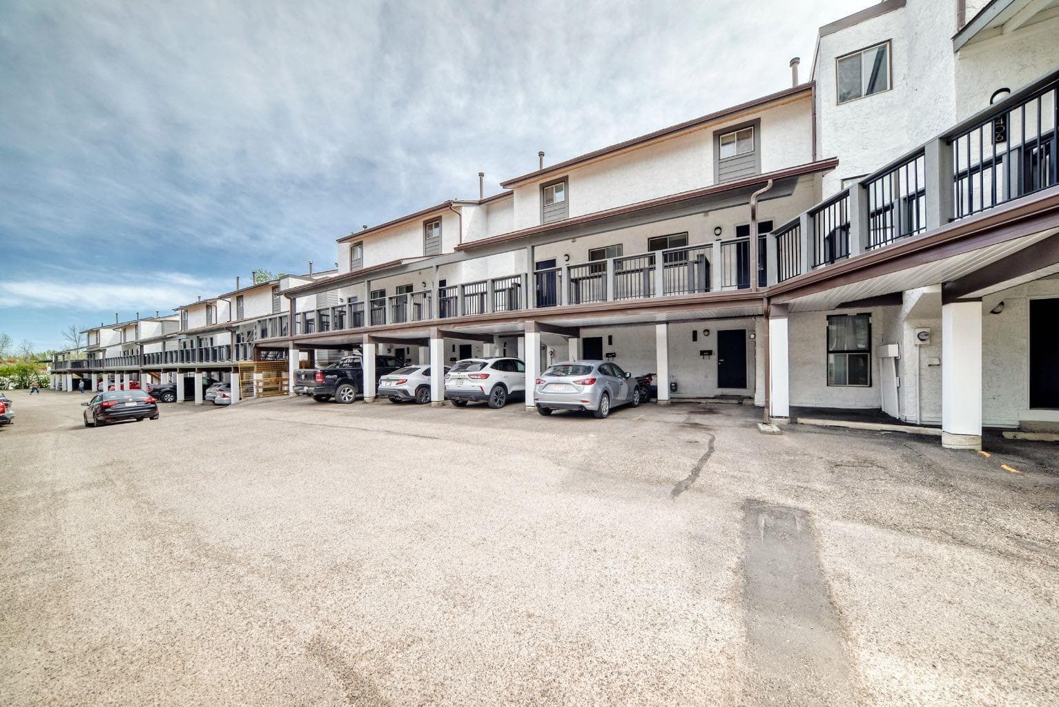 409, 2520 Palliser Drive SW