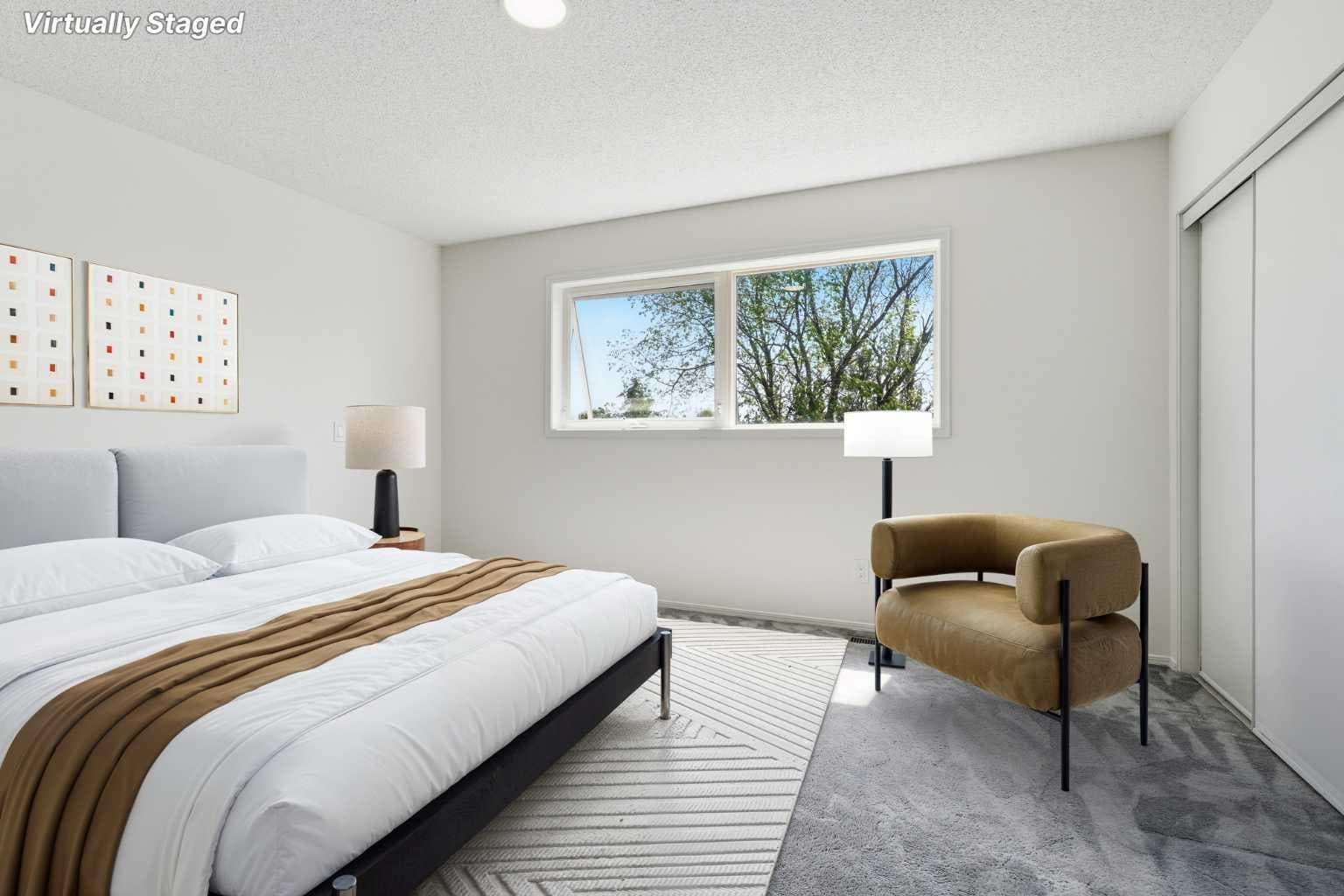 142 Elizabeth Way SE