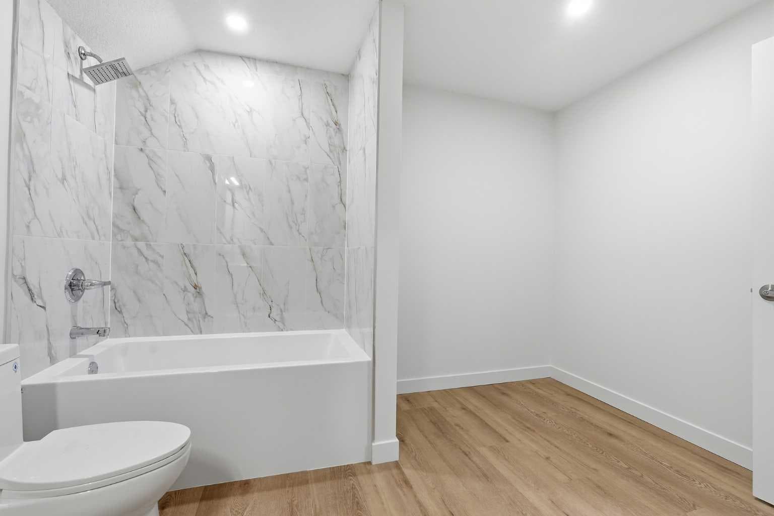 142 Elizabeth Way SE