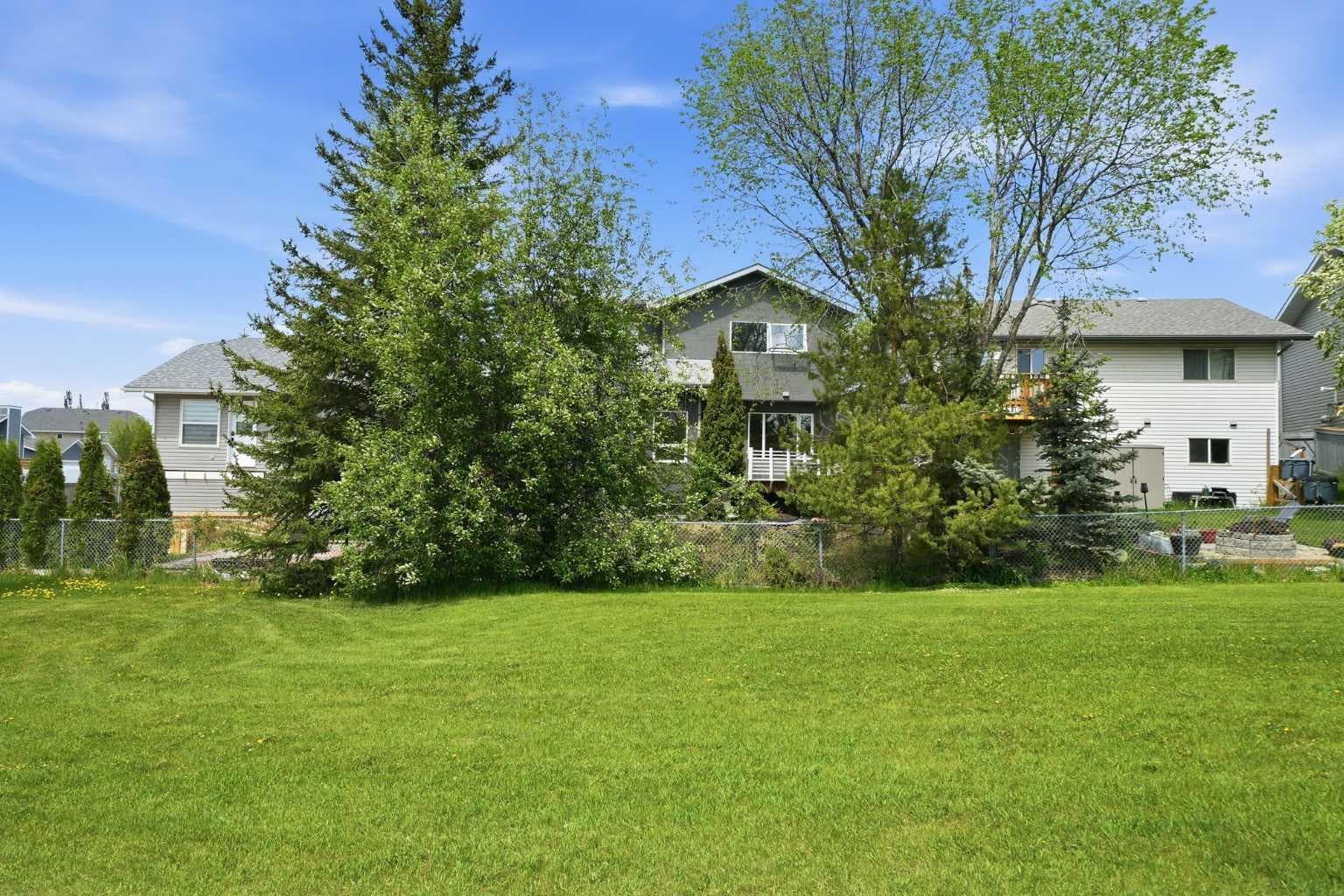 142 Elizabeth Way SE