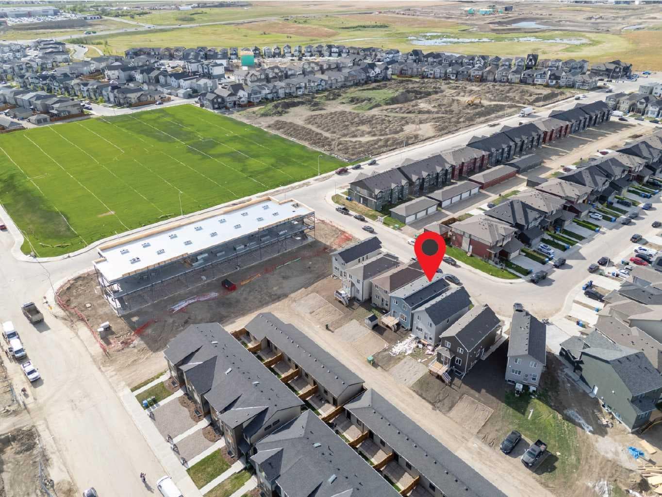 43 Belvedere Crescent SE