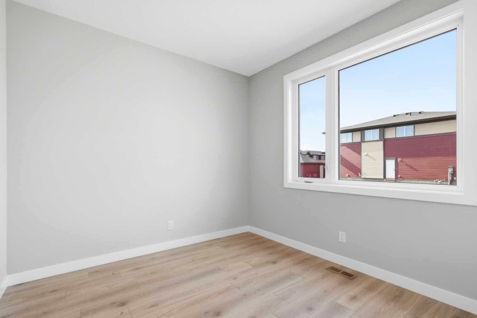 43 Belvedere Crescent SE