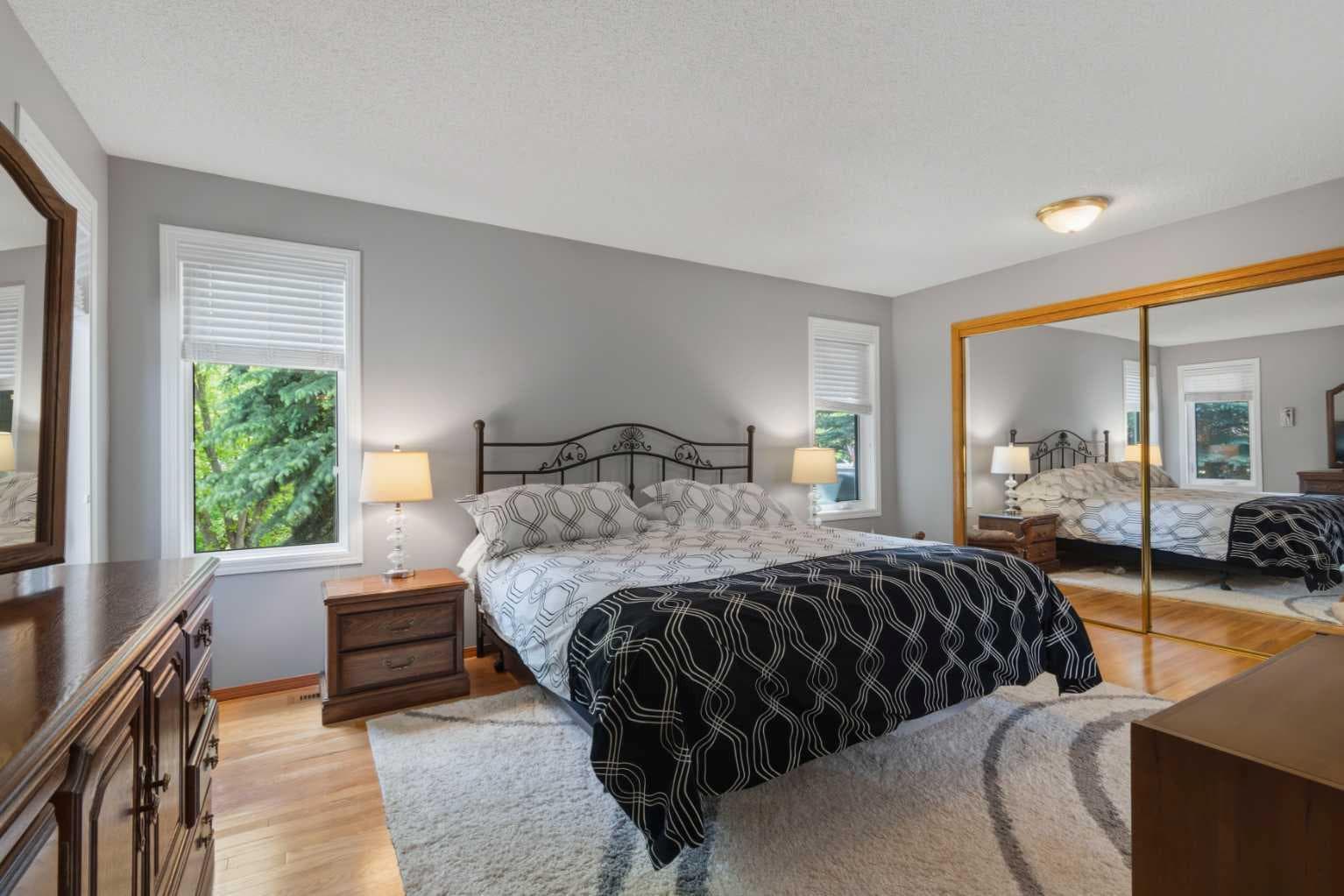 42 Douglasbank Gardens SE