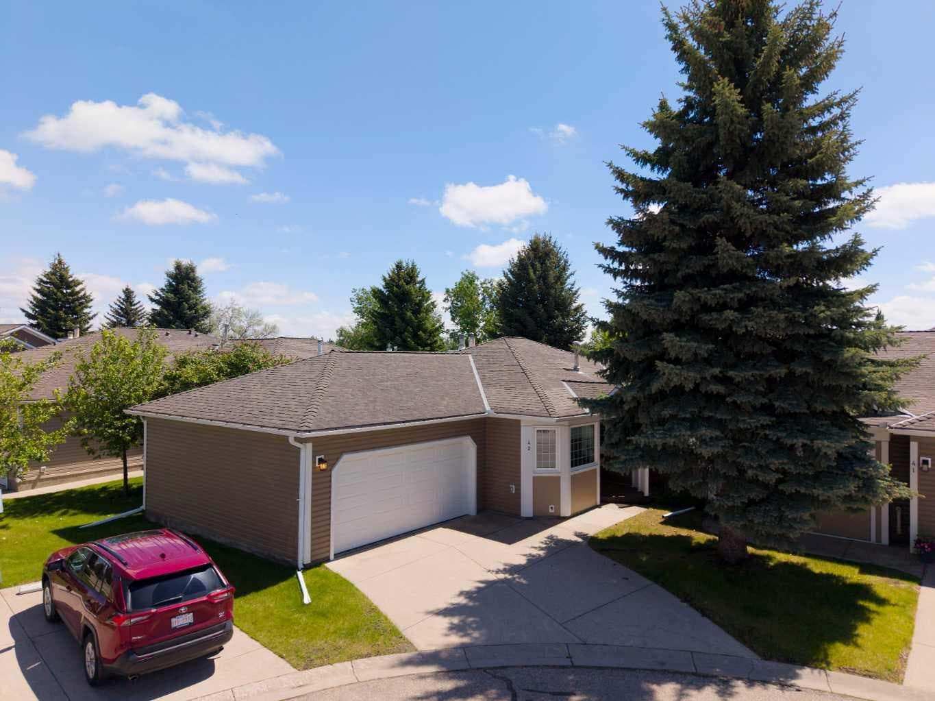 42 Douglasbank Gardens SE