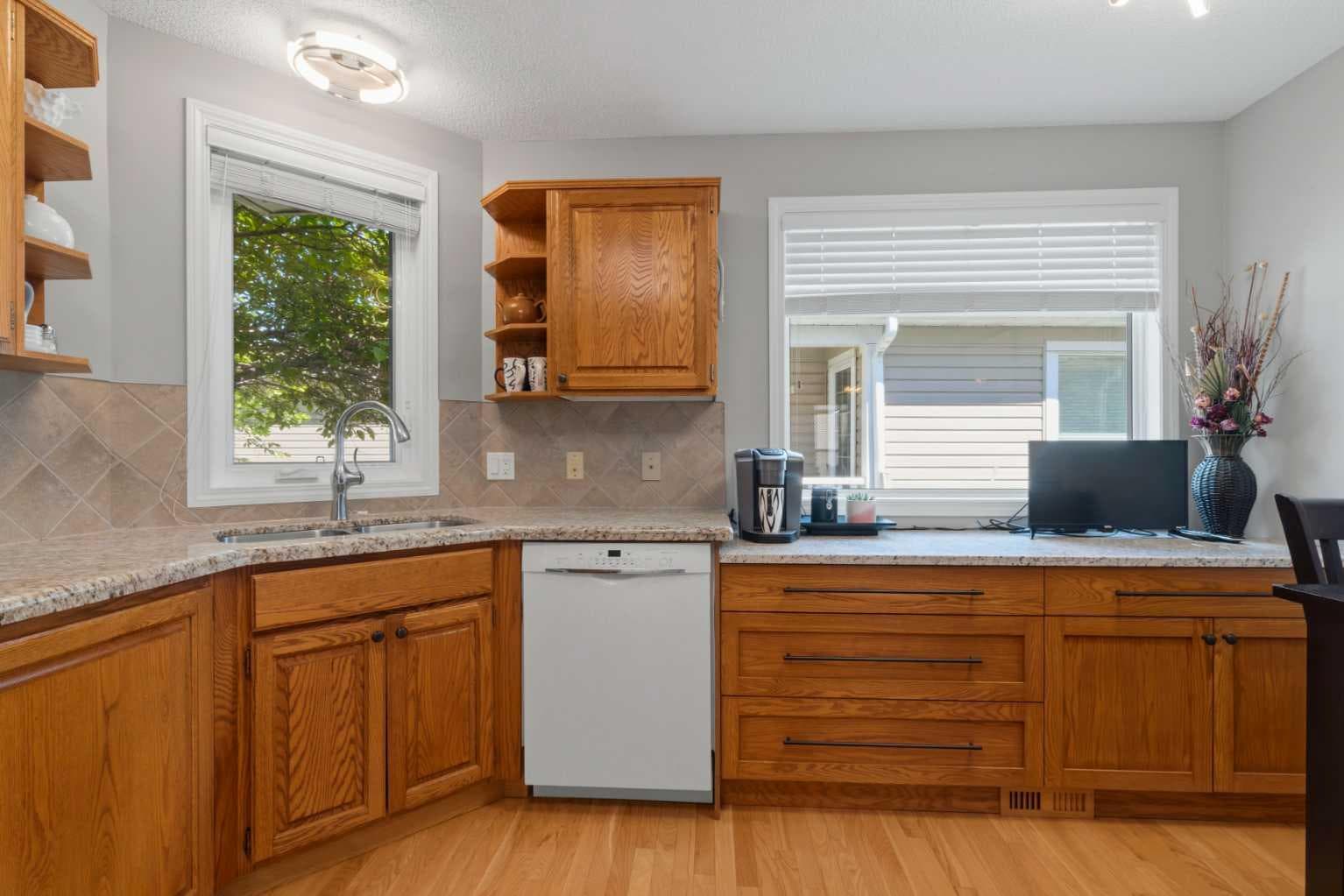 42 Douglasbank Gardens SE
