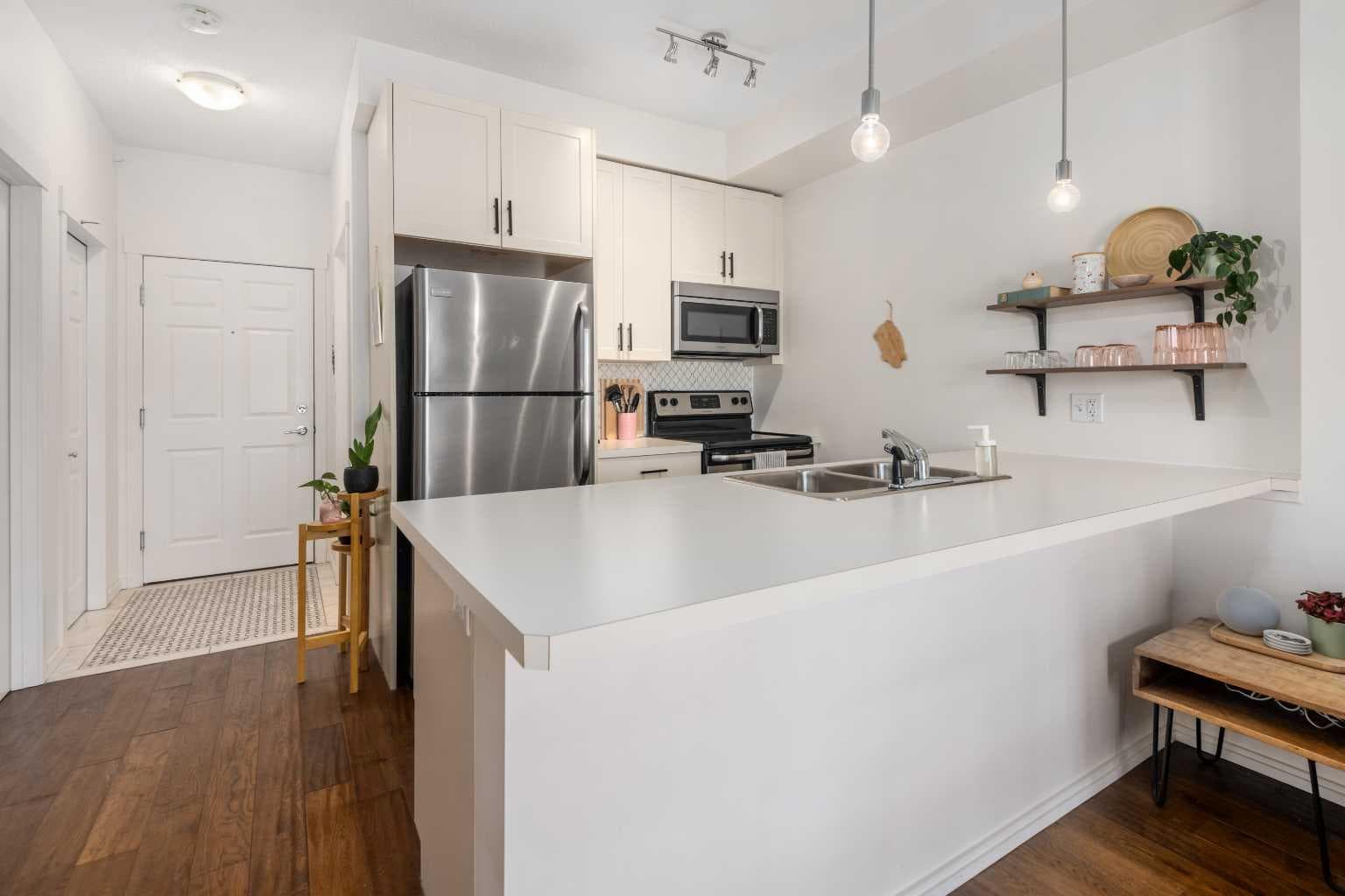 1403, 279 Copperpond Common SE