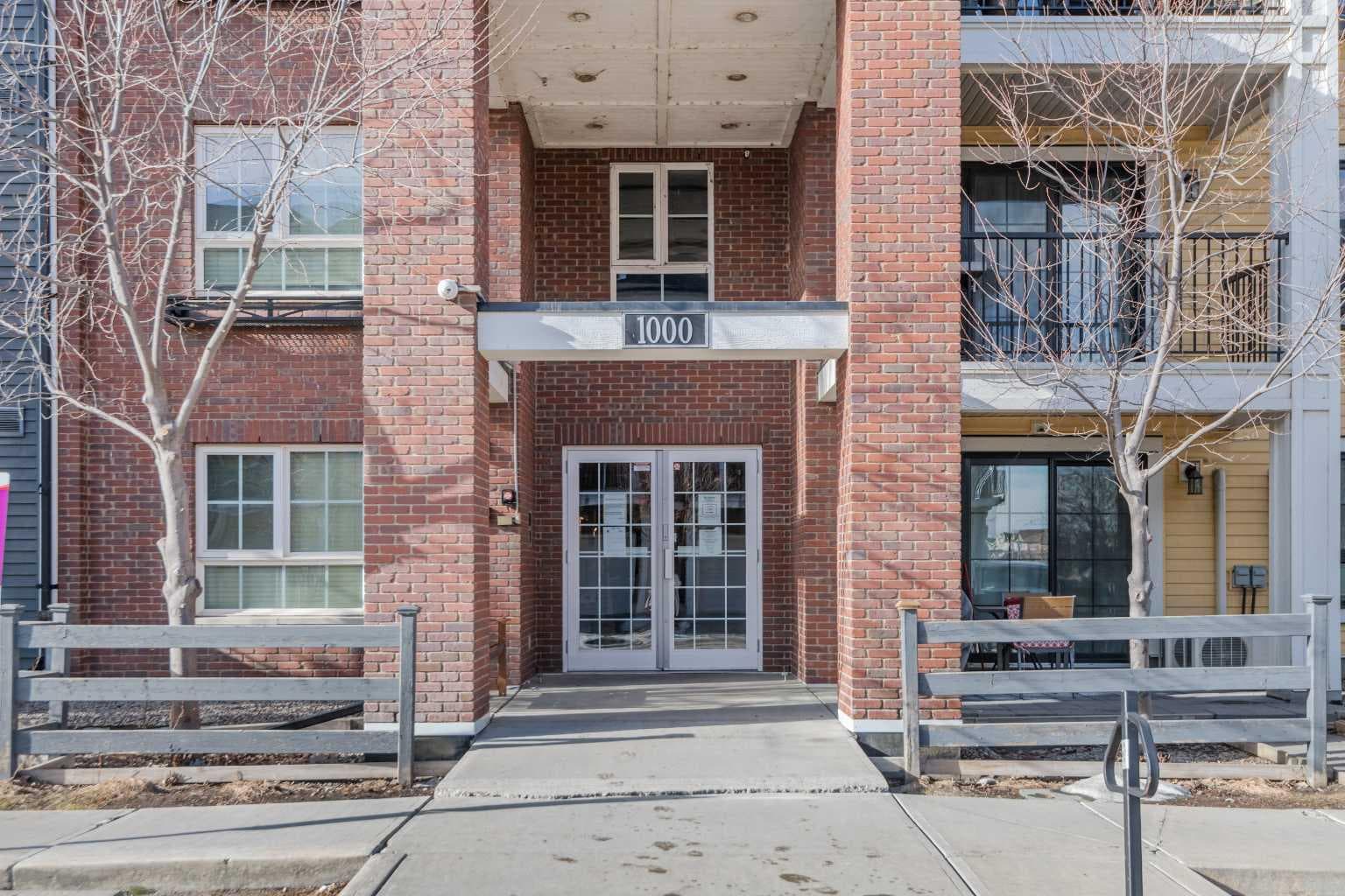 1403, 279 Copperpond Common SE