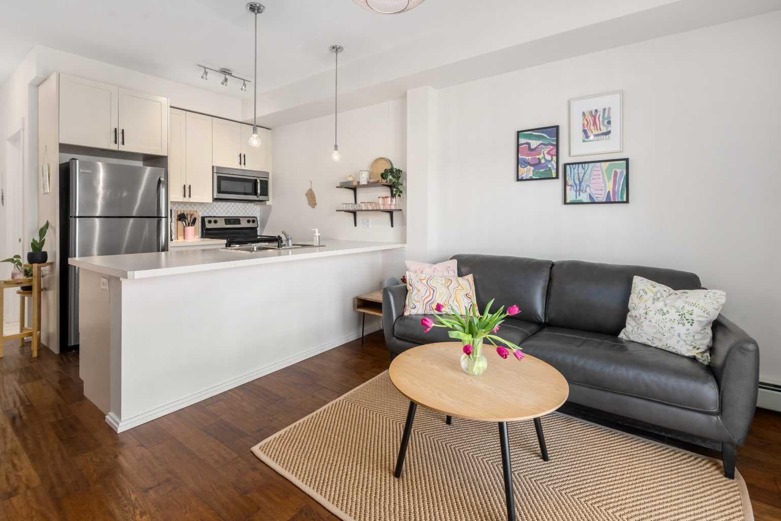 1403, 279 Copperpond Common SE