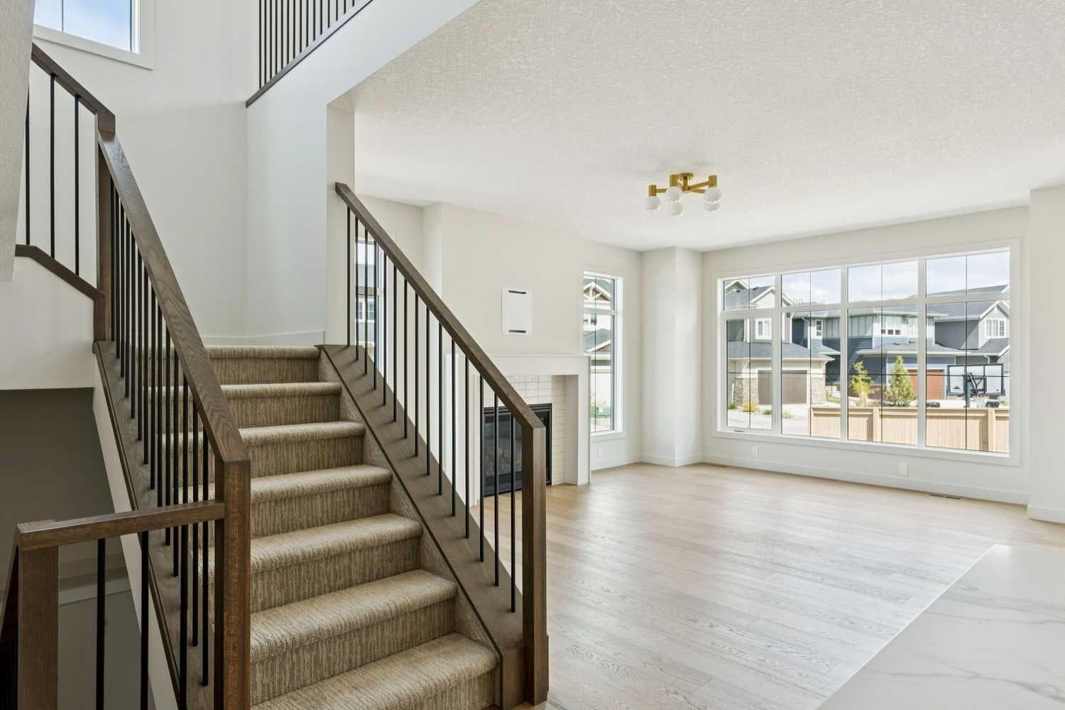 2 Rock Lake View NW