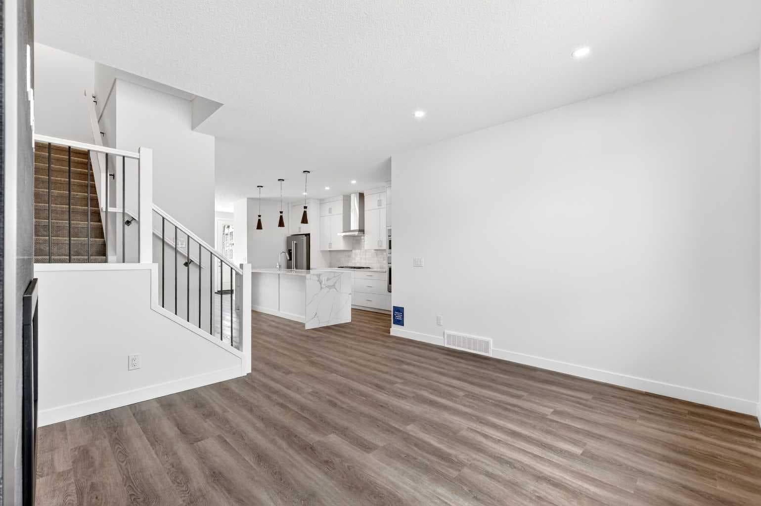 1109 Sailfin Heath  
