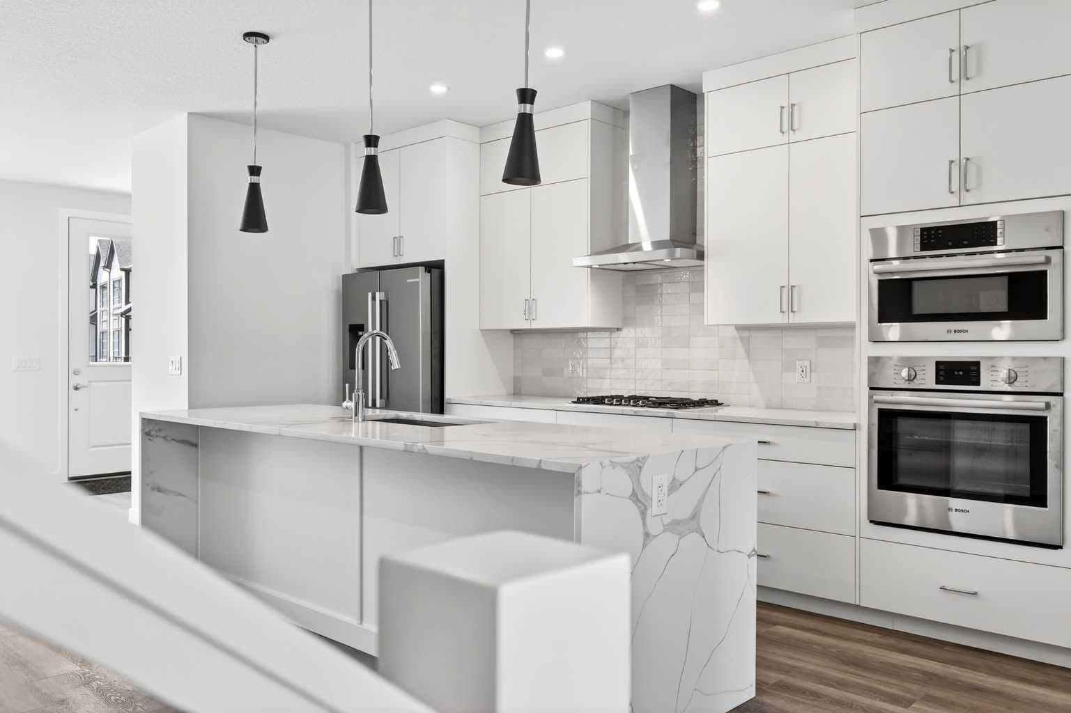 1109 Sailfin Heath  