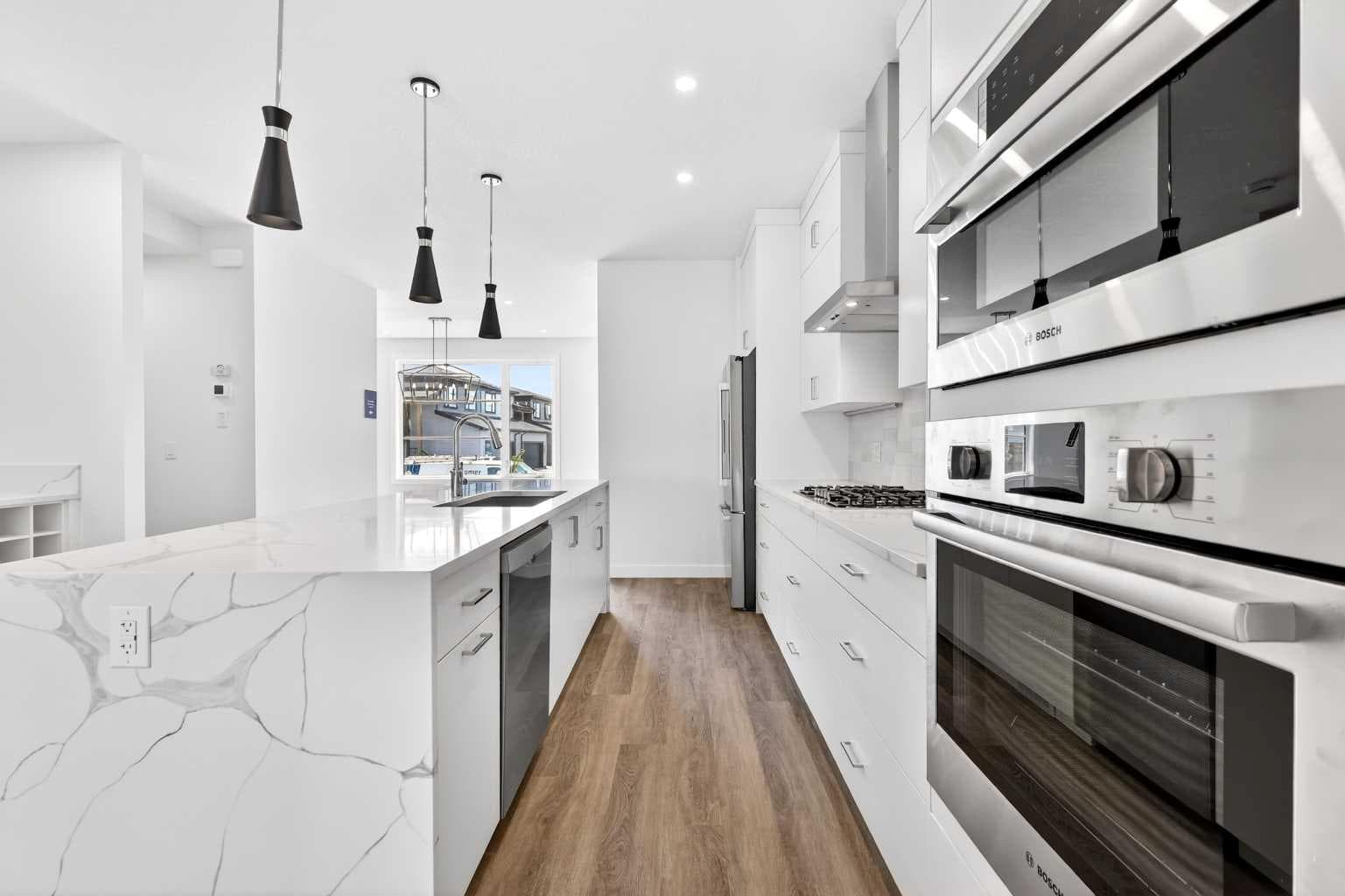 1109 Sailfin Heath  