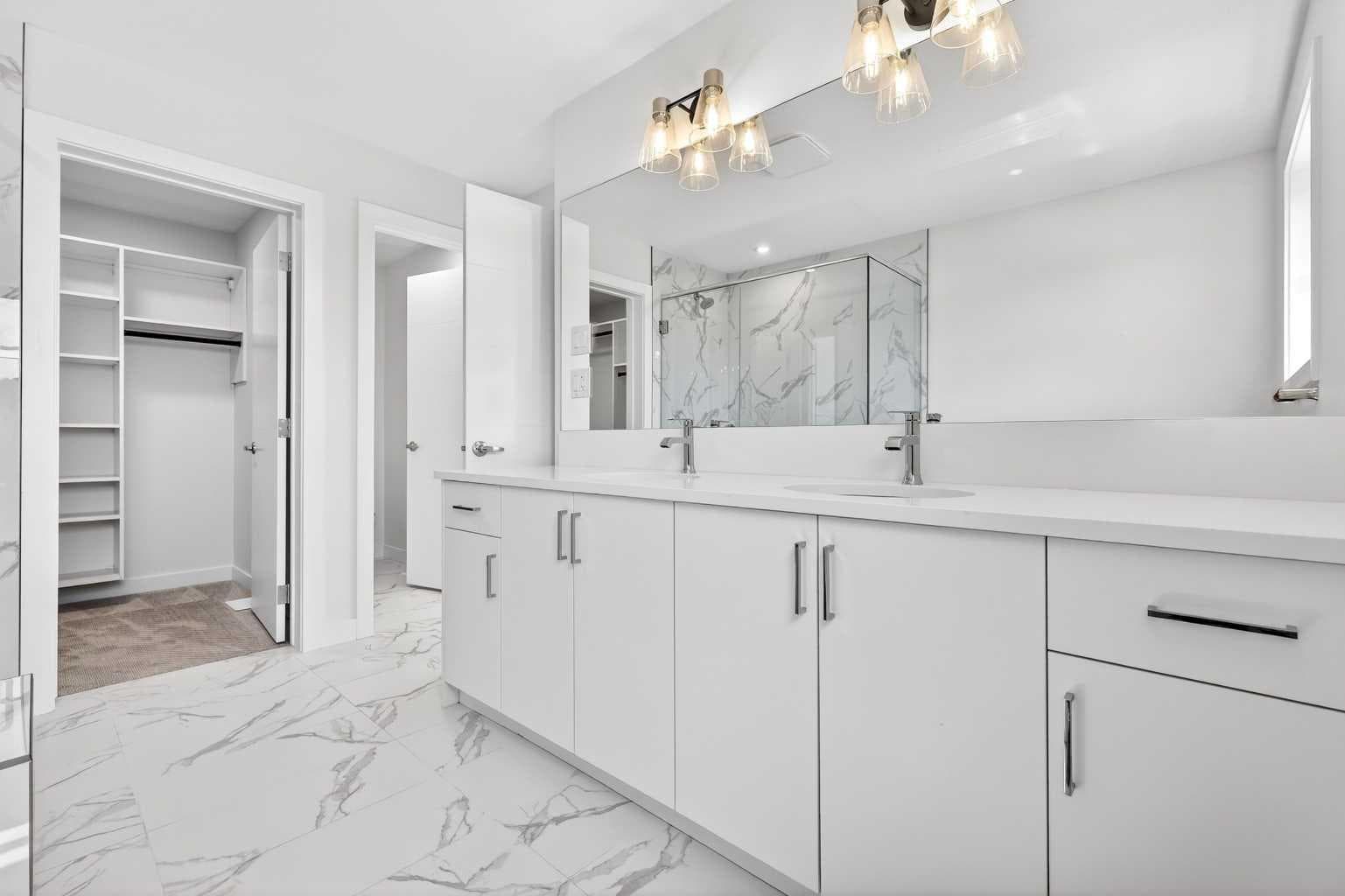 1109 Sailfin Heath  