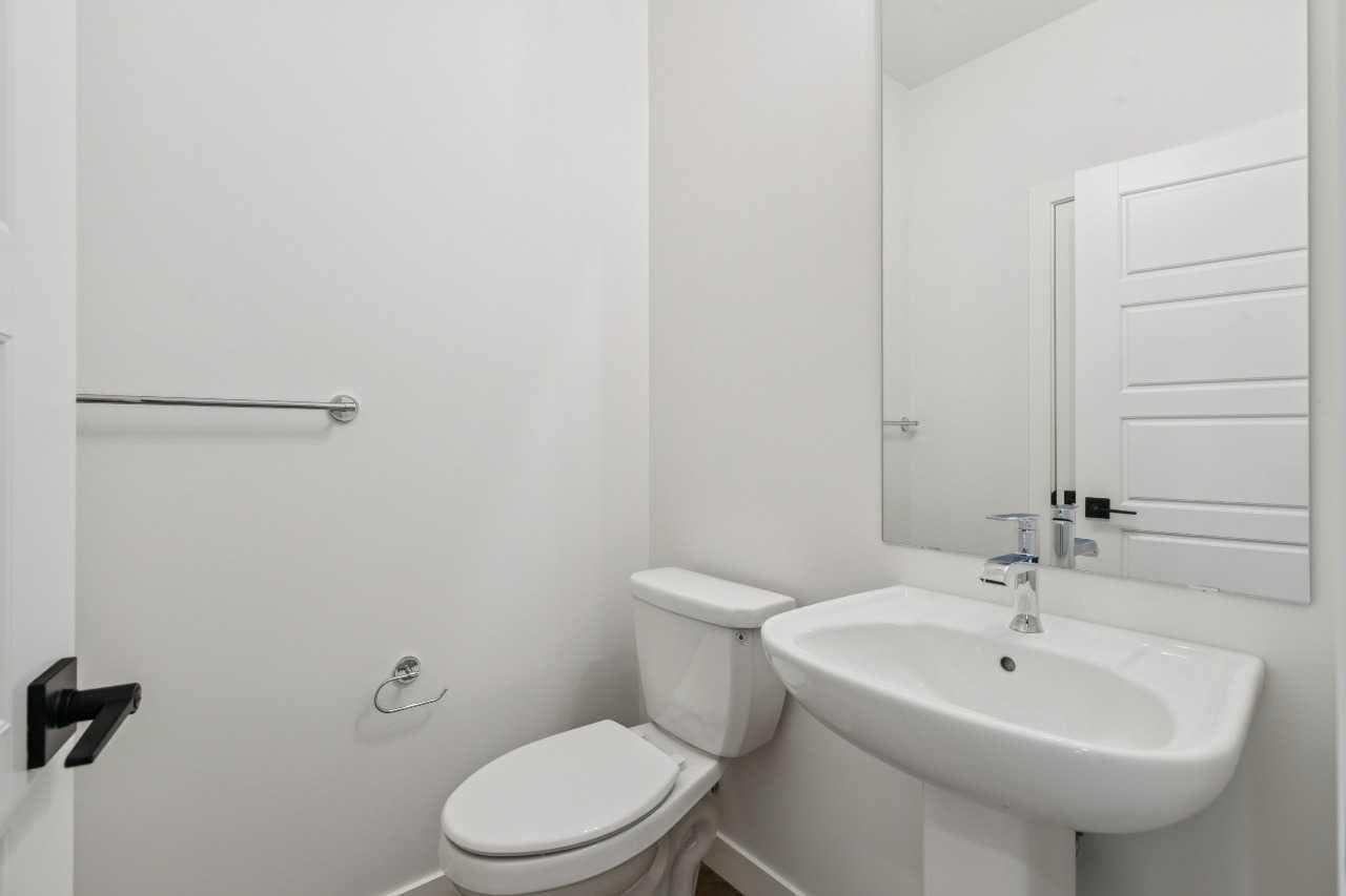 73 Sora Gardens SE