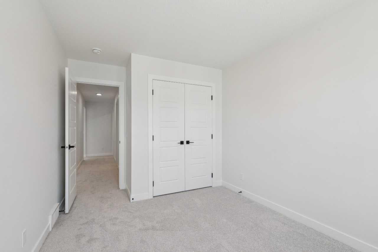73 Sora Gardens SE