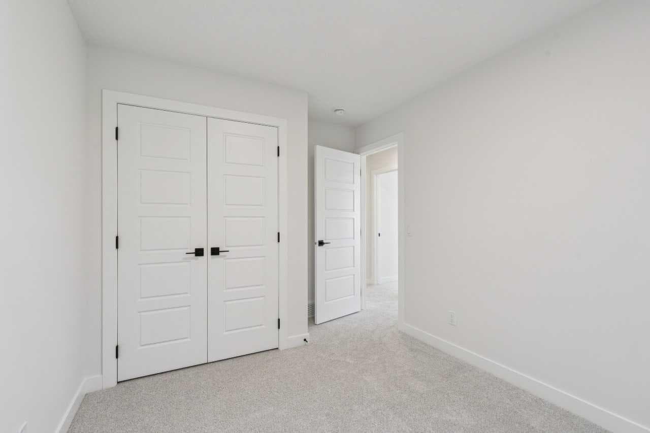 73 Sora Gardens SE