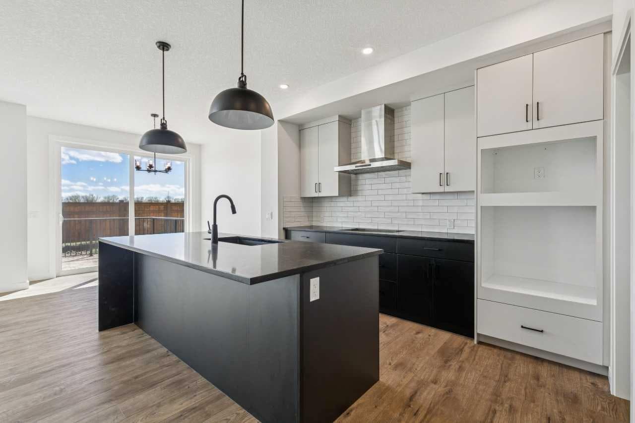 73 Sora Gardens SE