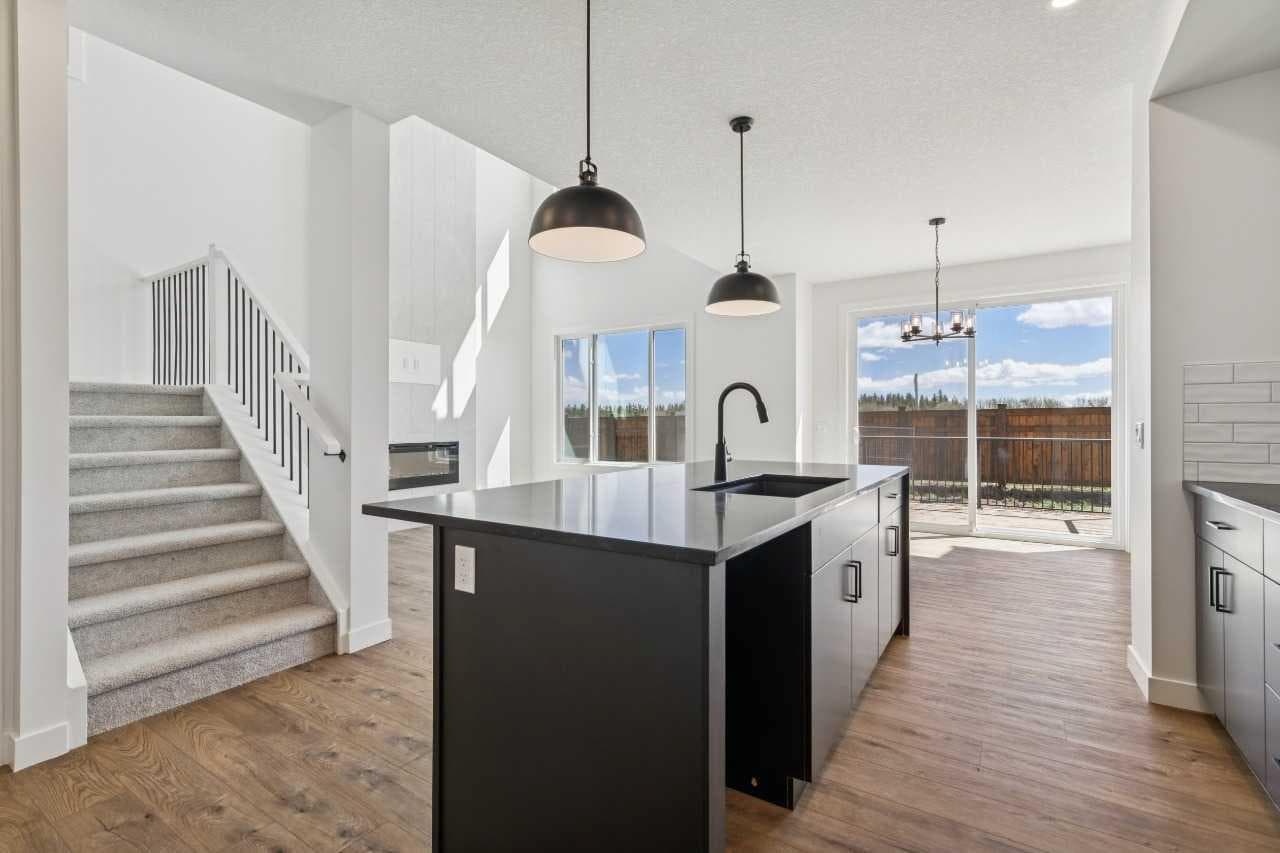 73 Sora Gardens SE