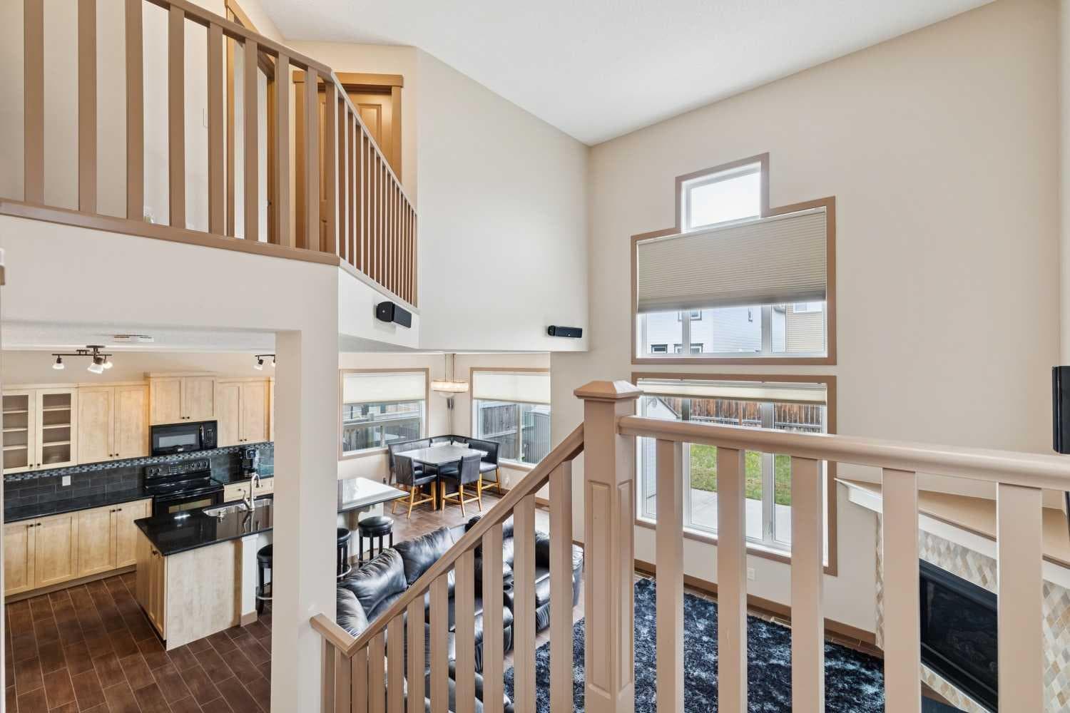 47 Silverado Skies Manor SW