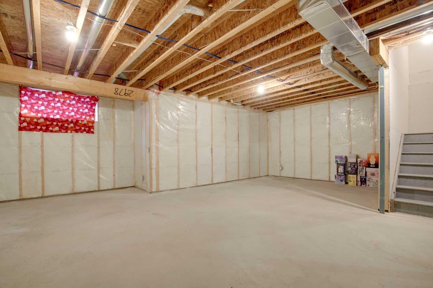 47 Silverado Skies Manor SW