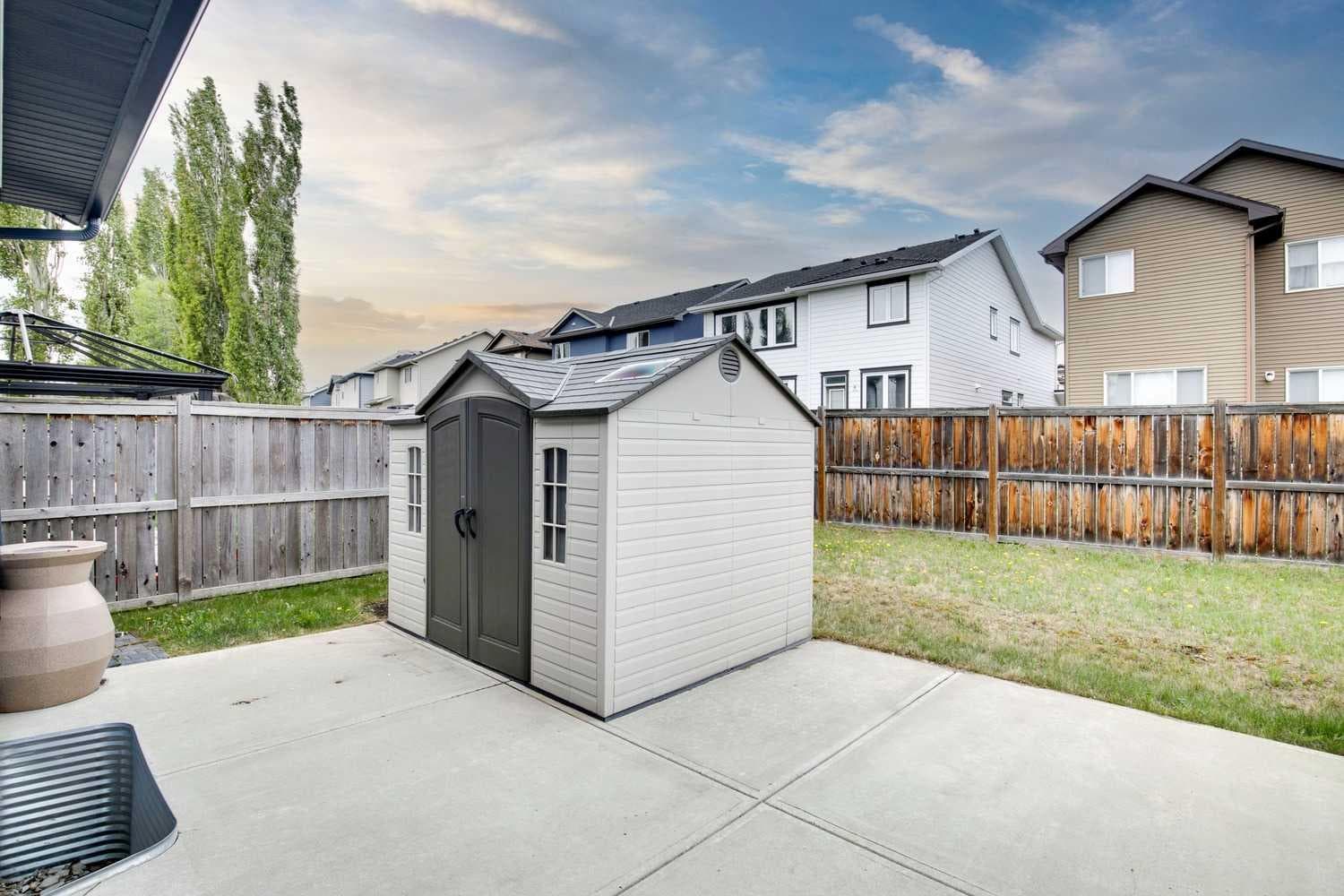 47 Silverado Skies Manor SW