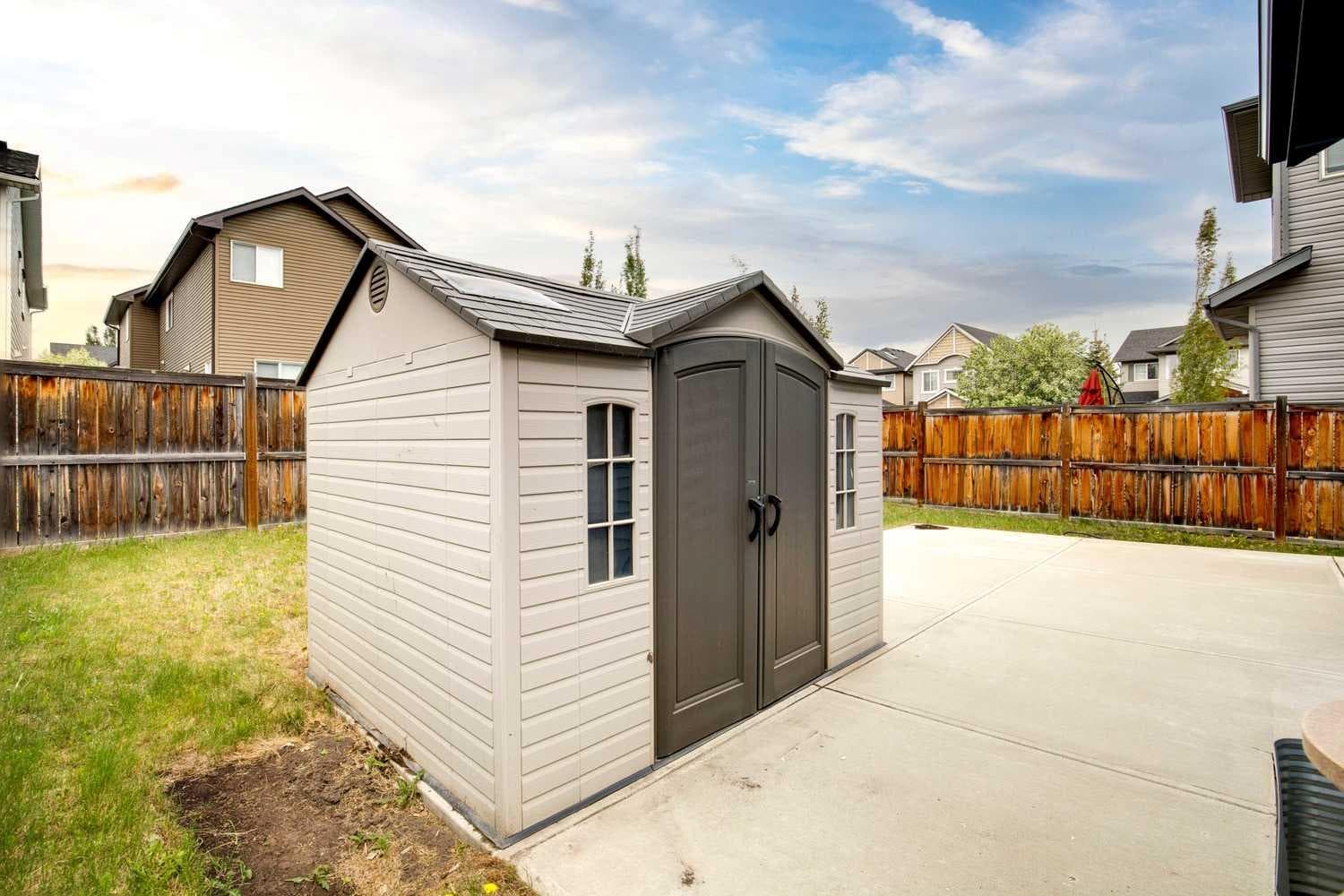47 Silverado Skies Manor SW