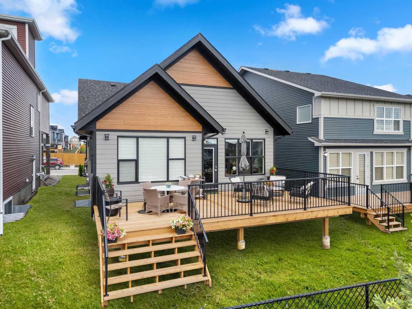 218 Mitchell Heath NW