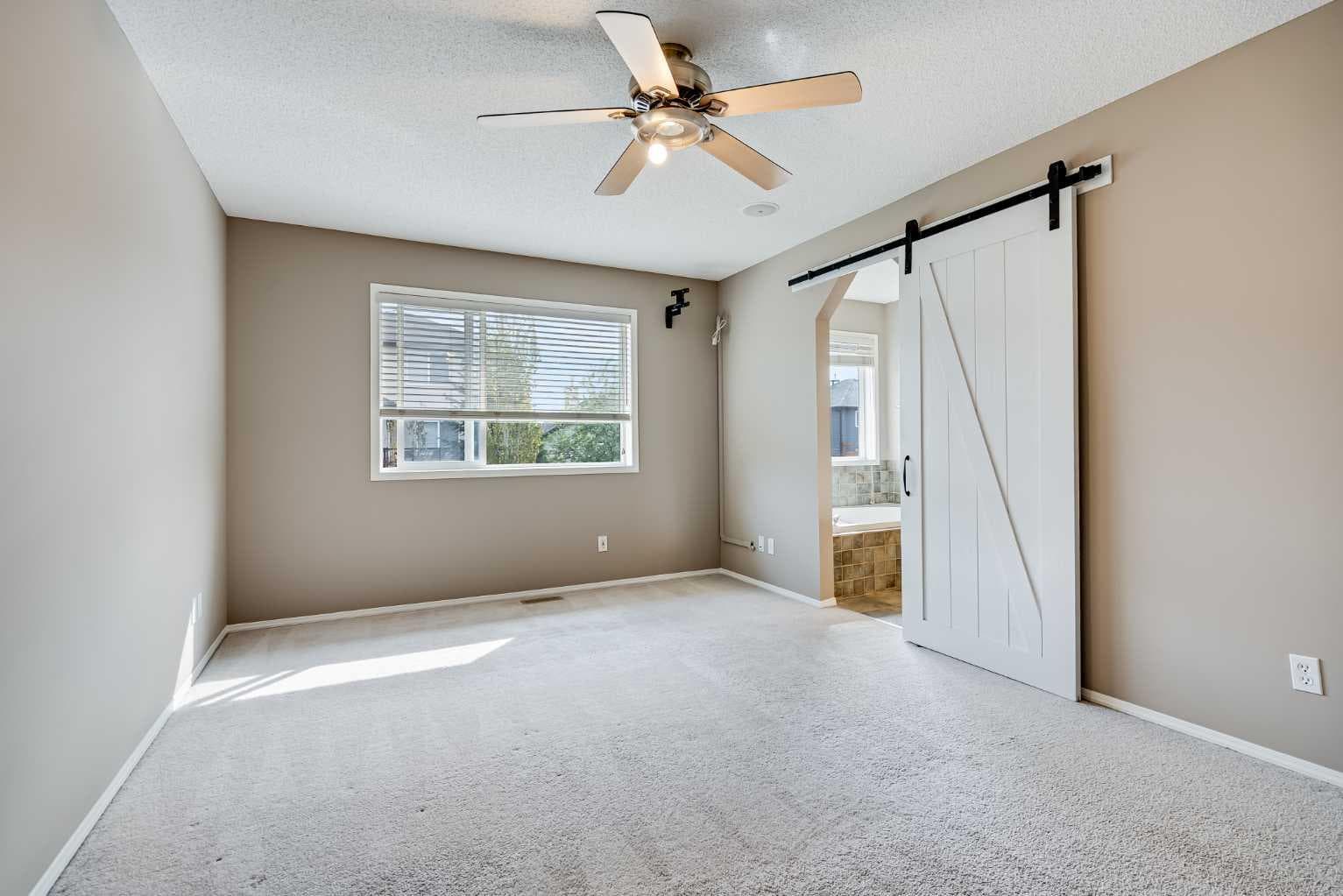 34 Kincora Drive NW