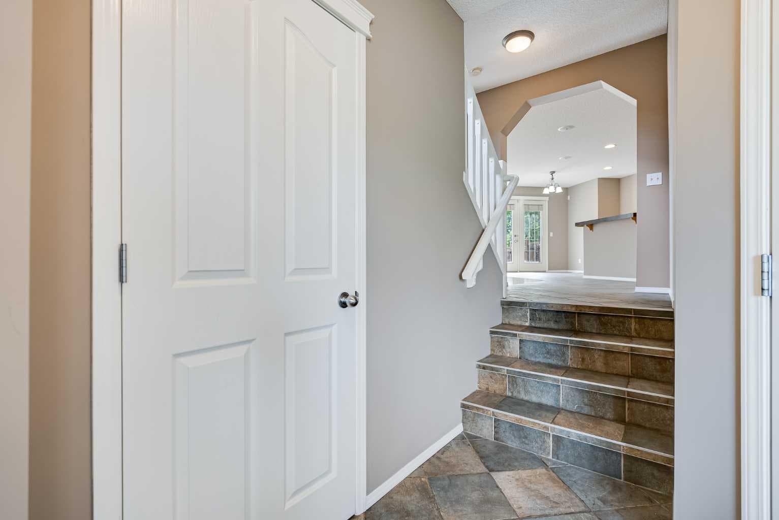 34 Kincora Drive NW