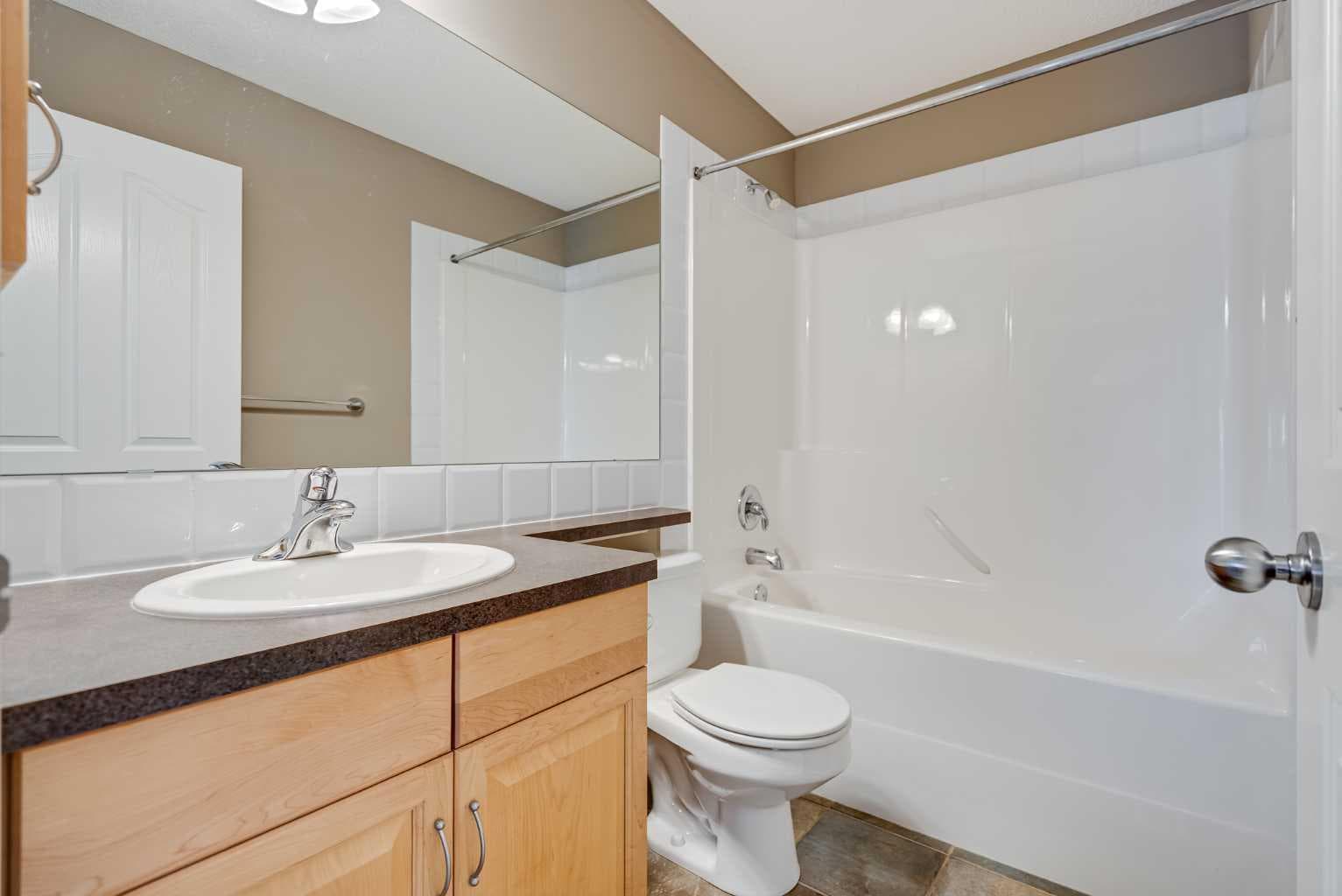 34 Kincora Drive NW
