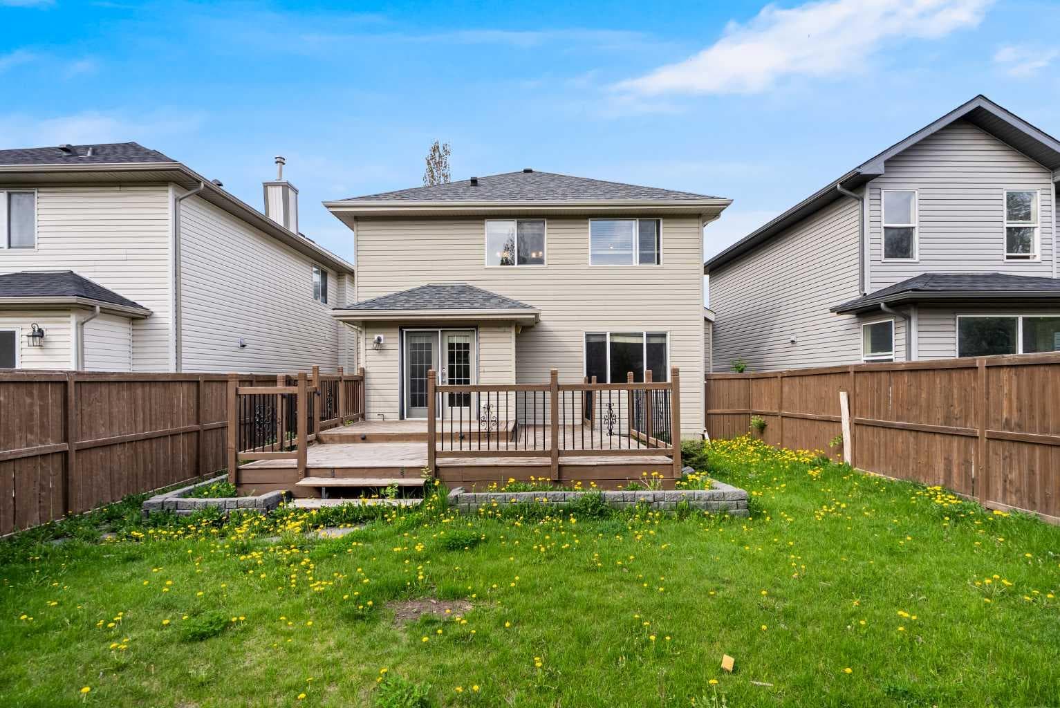 34 Kincora Drive NW
