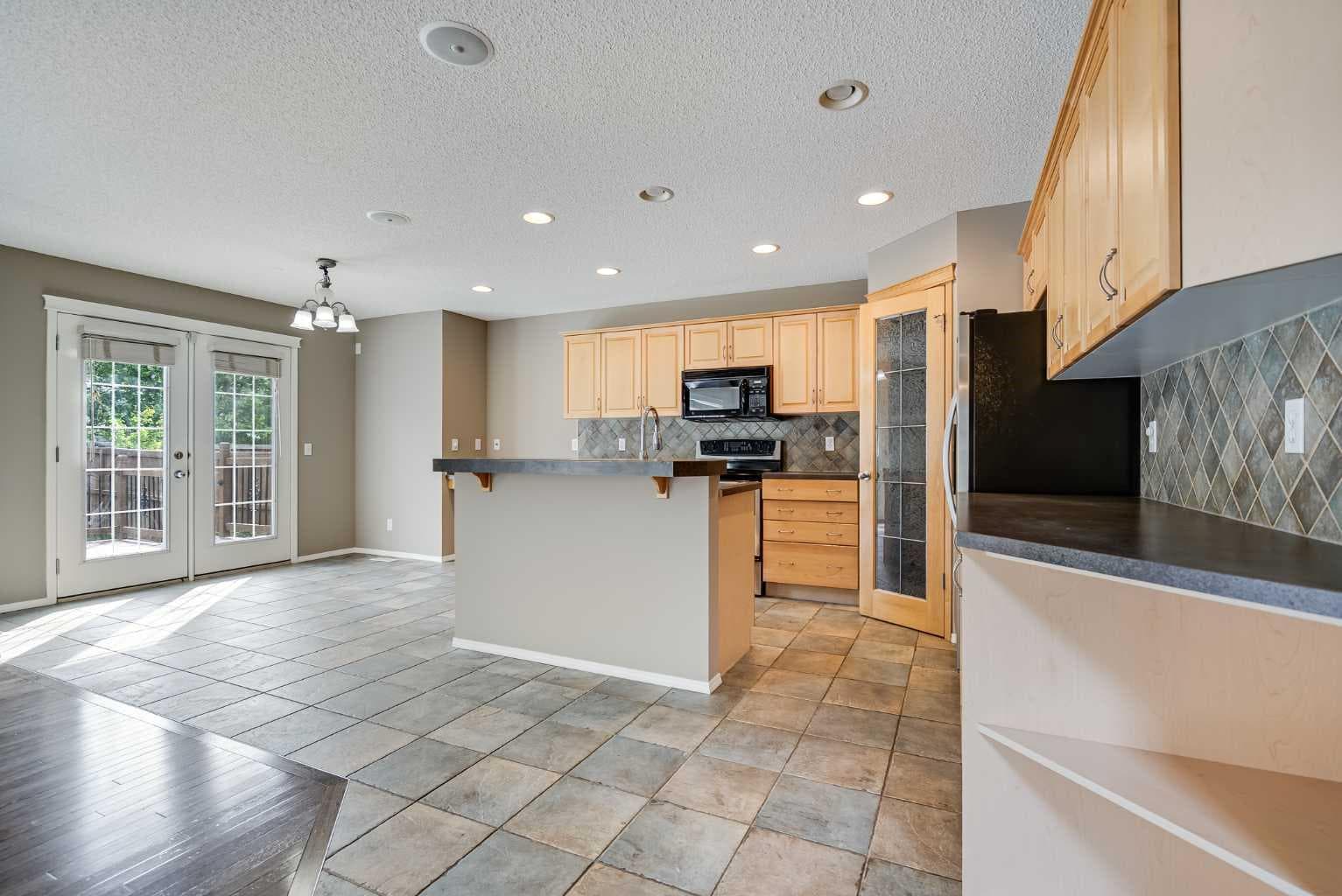 34 Kincora Drive NW
