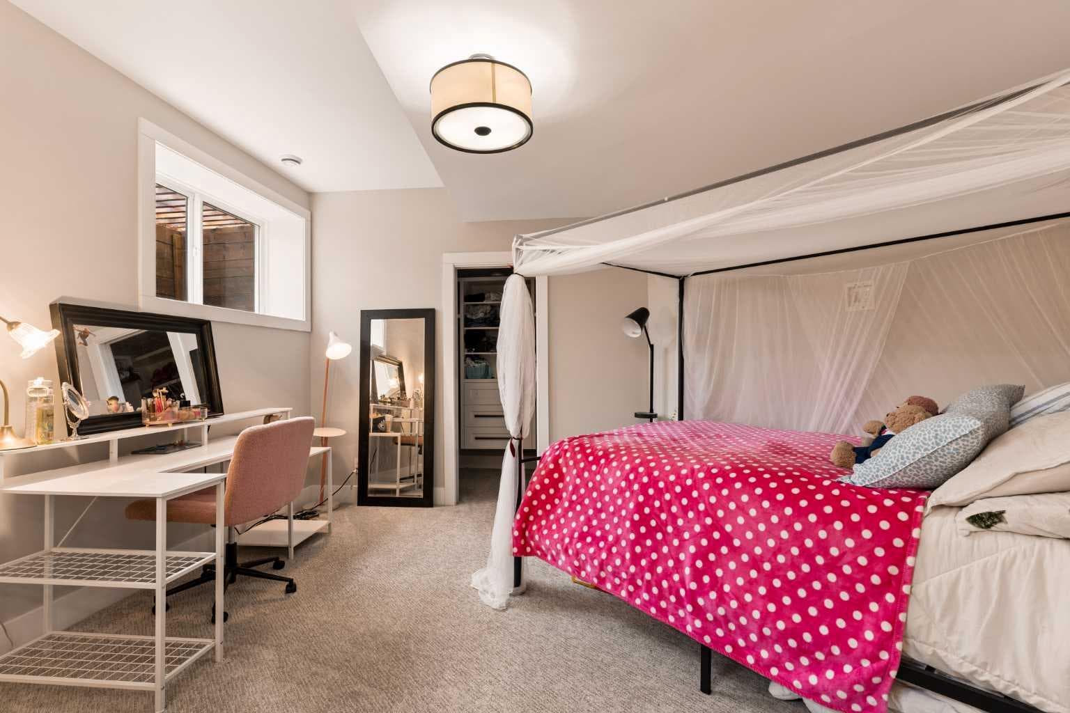 14 Silverhorn Park 