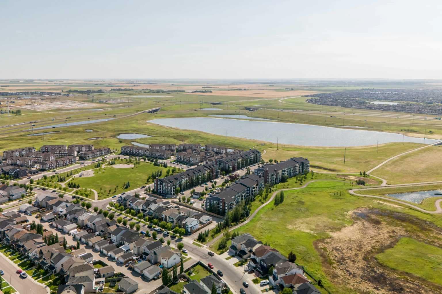 4318, 99 Copperstone Park SE