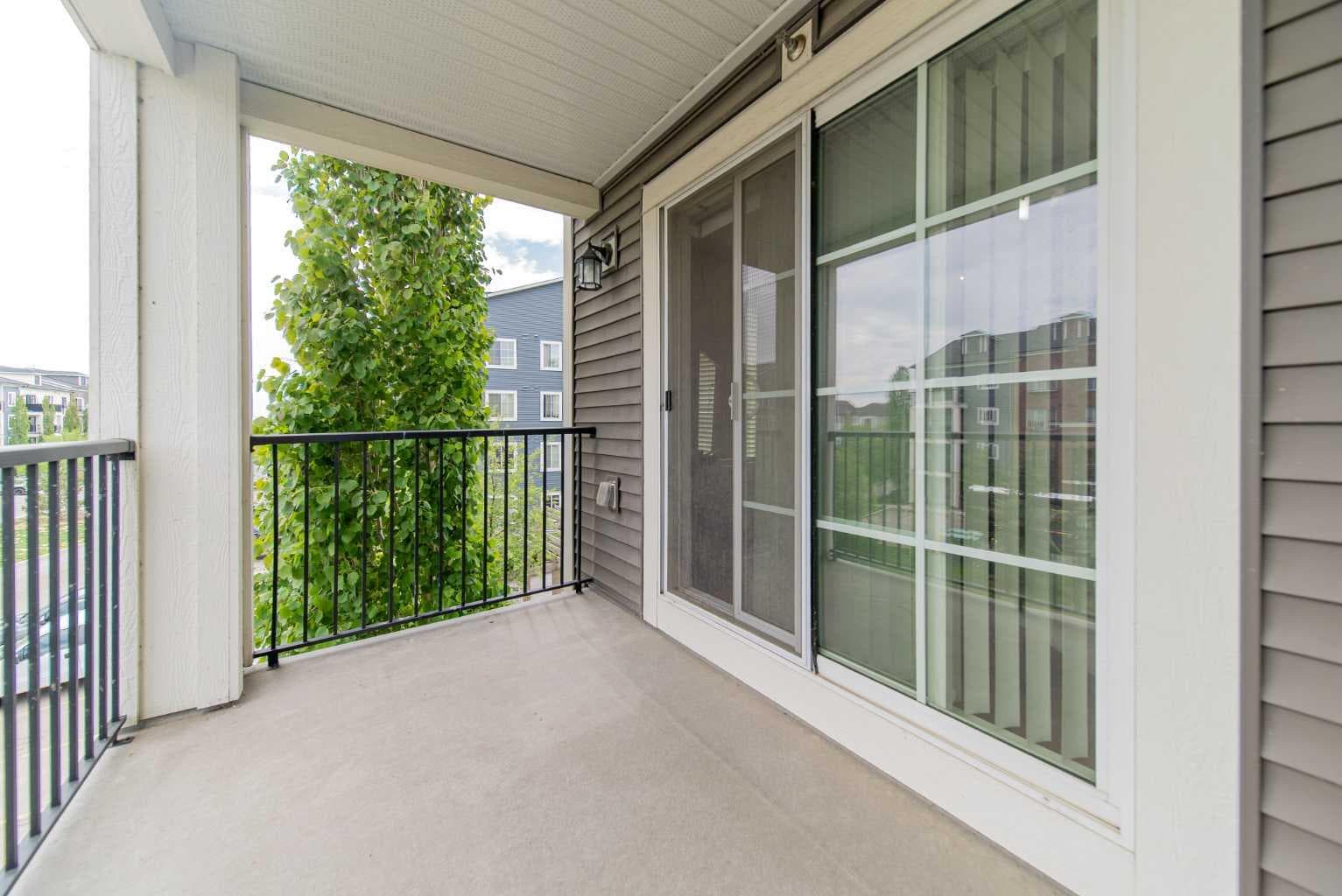4318, 99 Copperstone Park SE