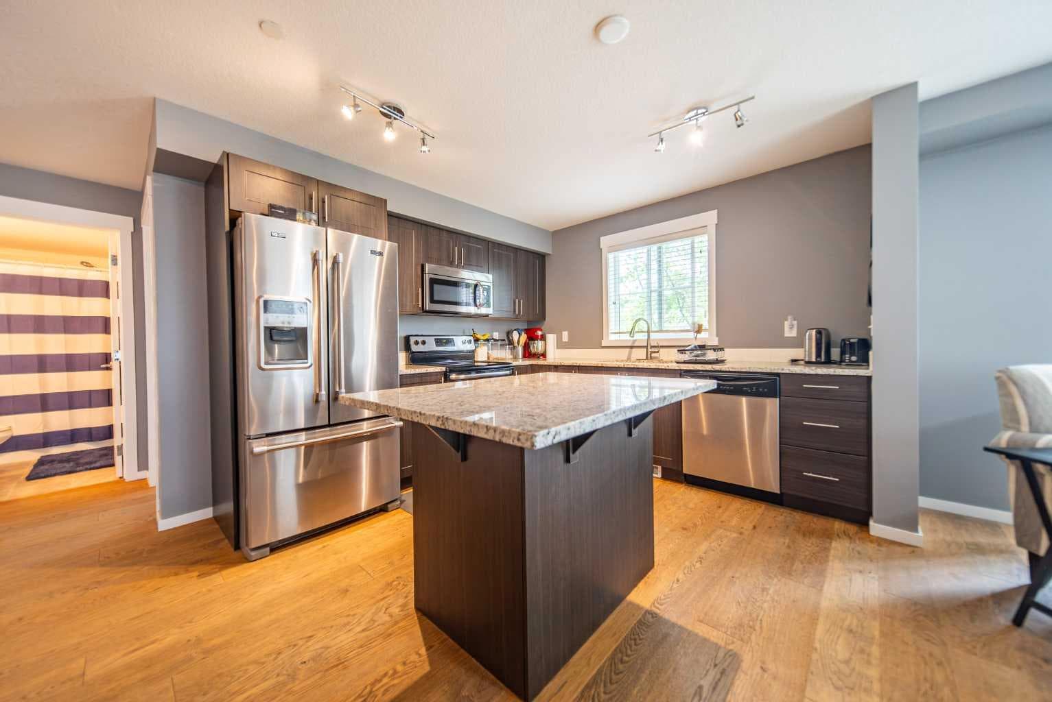 4318, 99 Copperstone Park SE