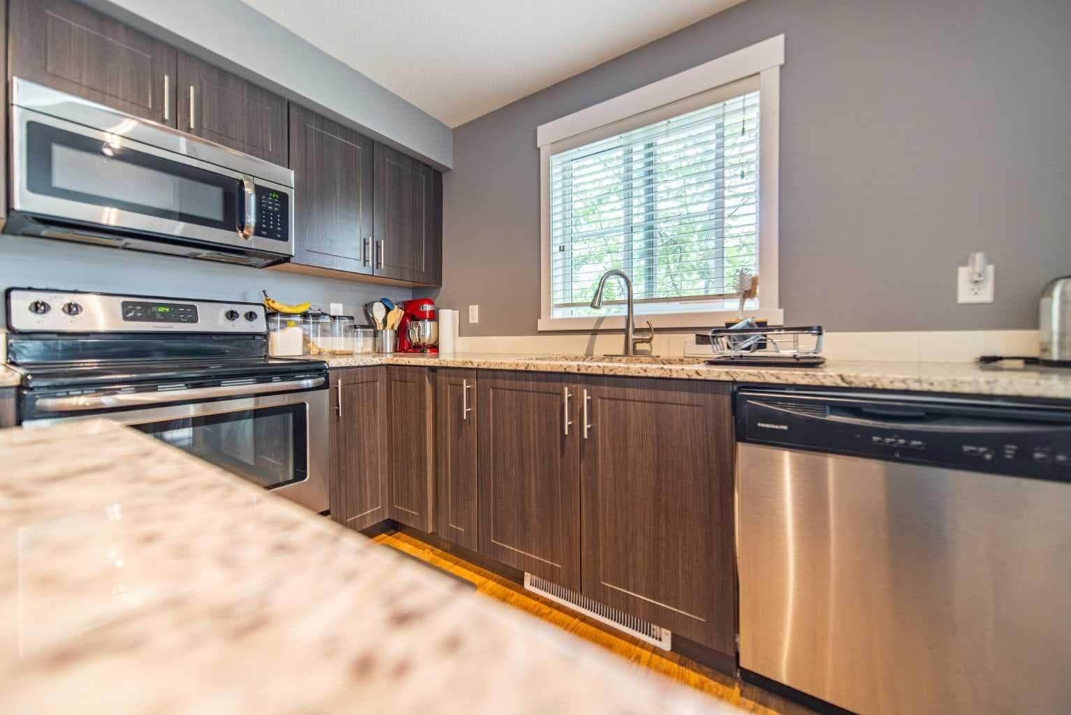 4318, 99 Copperstone Park SE
