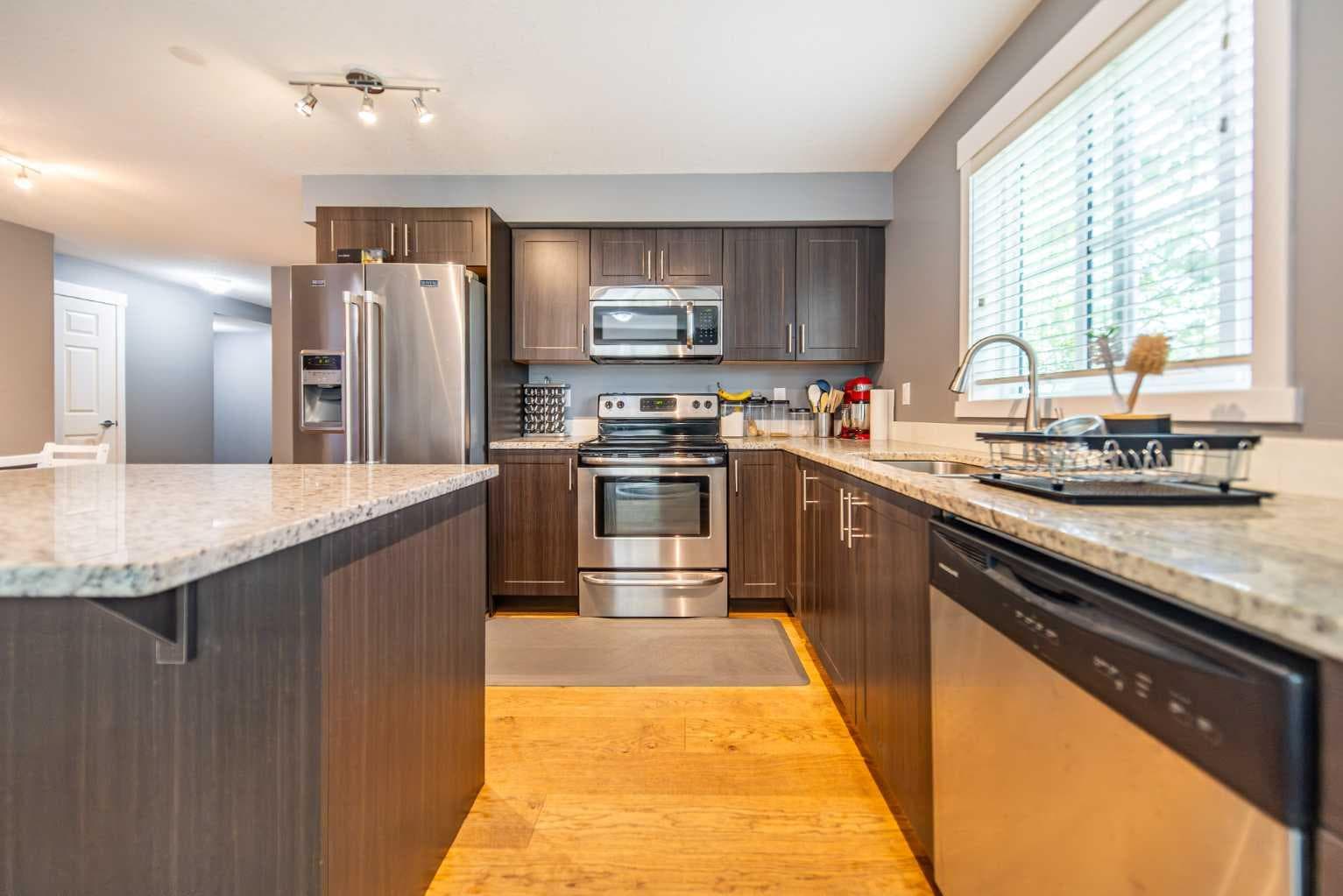 4318, 99 Copperstone Park SE