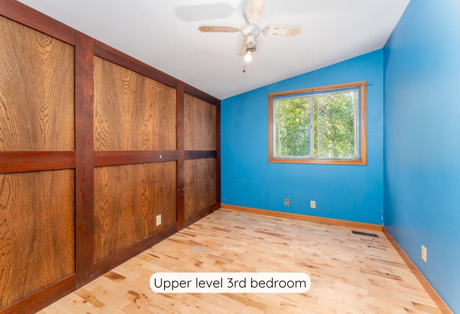 22 Fortress Mountain Way 