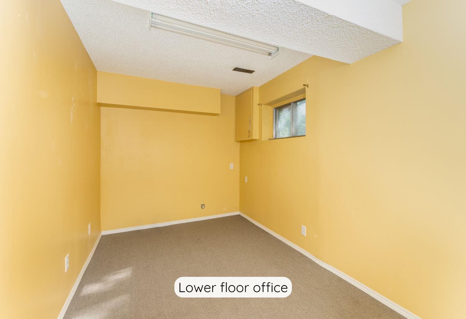 22 Fortress Mountain Way 